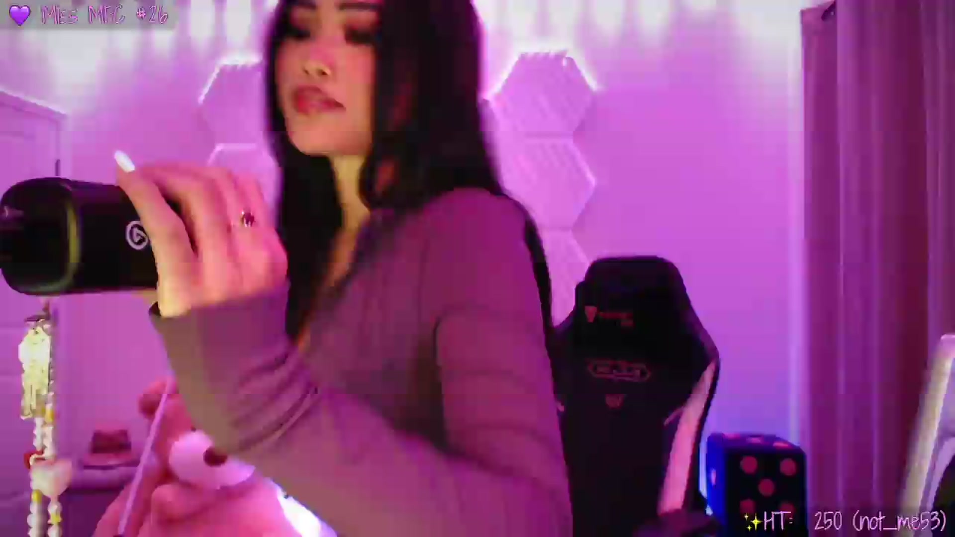 Gallery image thumbnail from SinCityVEE's myfreecams stream on, 06/21/2026, 08:53 image 4 of 20