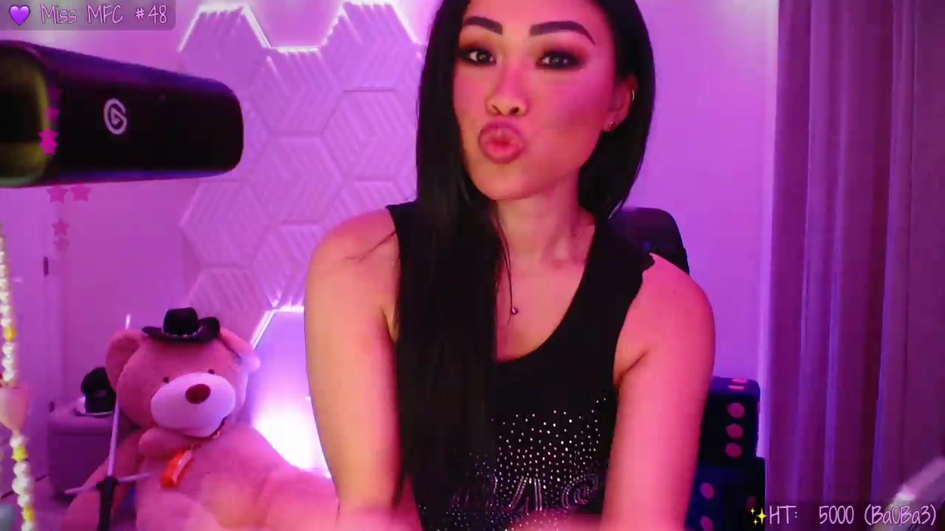 Gallery image thumbnail from SinCityVEE's myfreecams stream on, 07/08/2026, 09:23 image 13 of 20