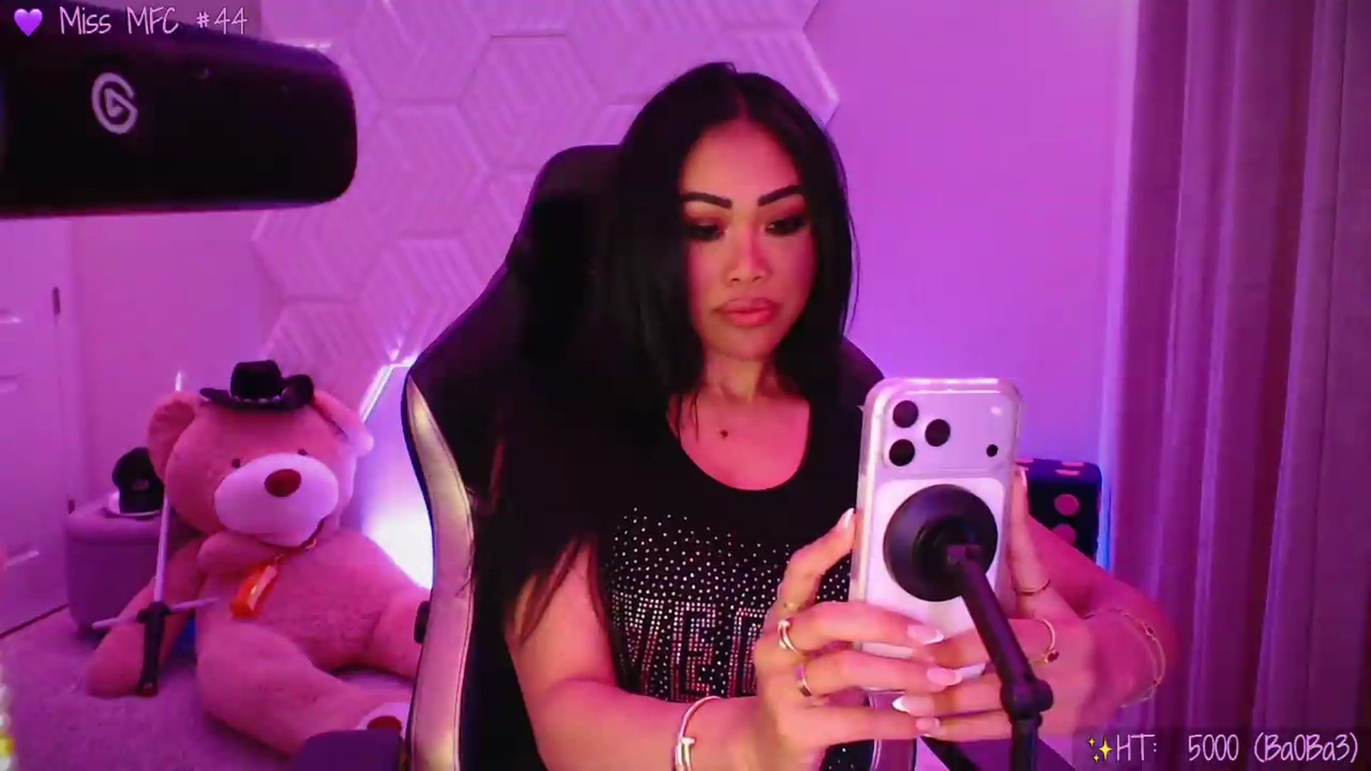 Gallery image thumbnail from SinCityVEE's myfreecams stream on, 07/08/2026, 10:08 image 7 of 20