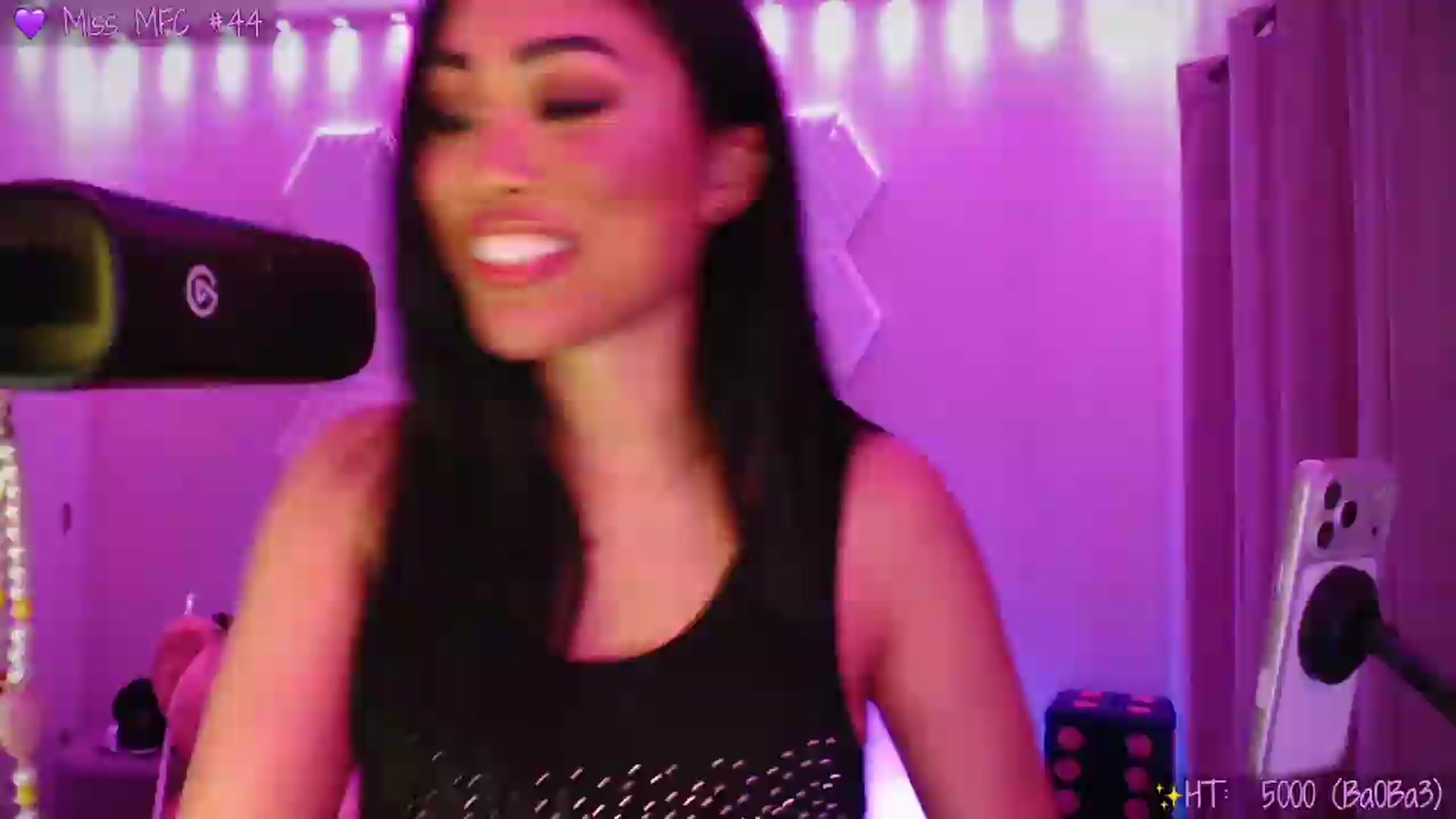 Gallery image thumbnail from SinCityVEE's myfreecams stream on, 07/08/2026, 10:08 image 19 of 20