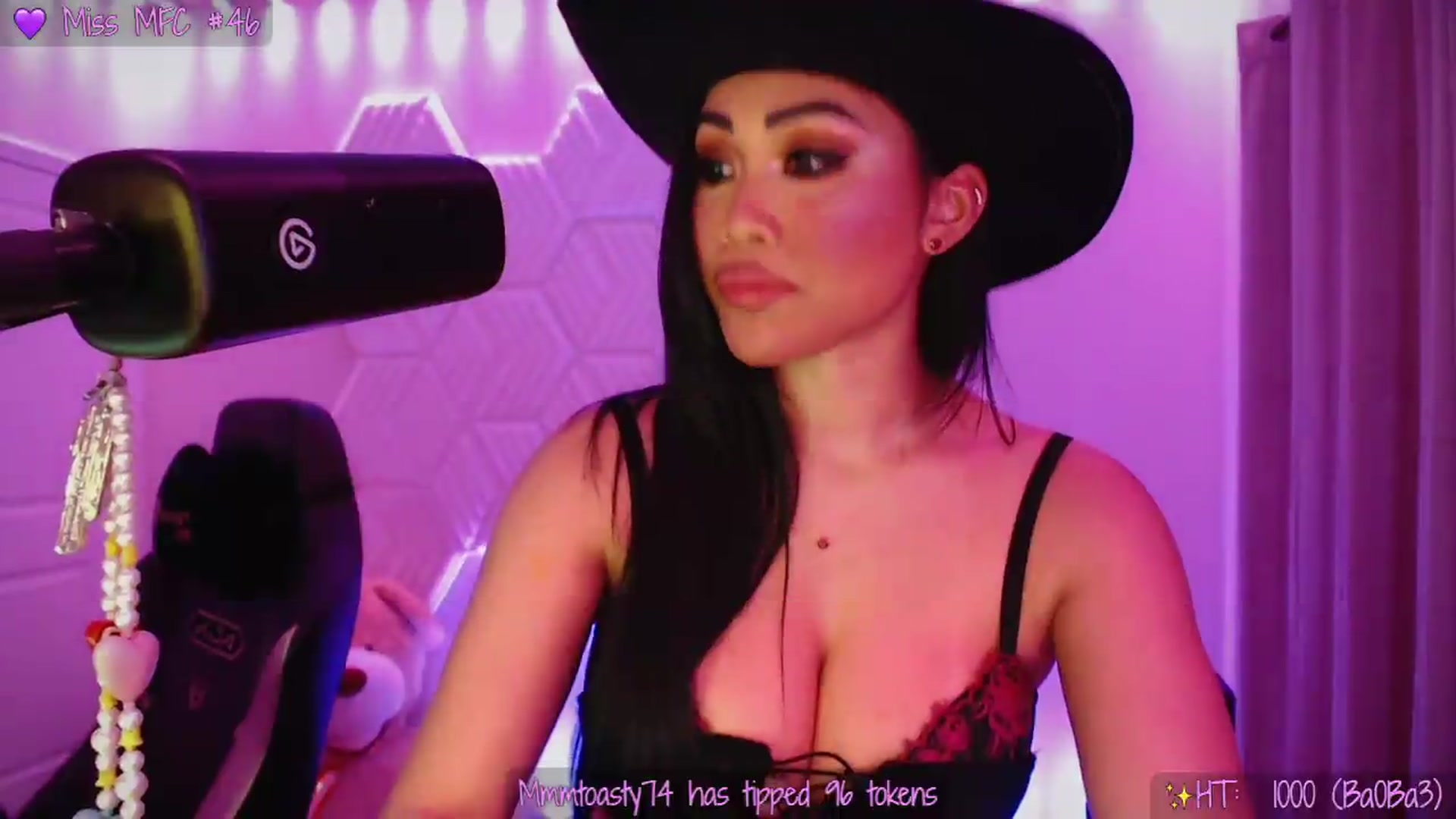 Gallery image thumbnail from SinCityVEE's myfreecams stream on, 07/09/2026, 09:00 image 19 of 20