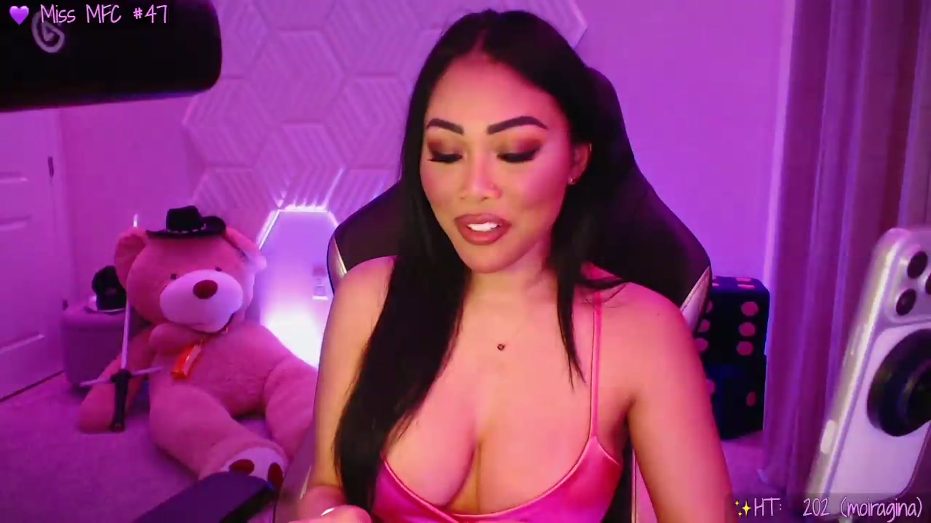 Gallery image thumbnail from SinCityVEE's myfreecams stream on, 07/10/2026, 08:54 image 8 of 20