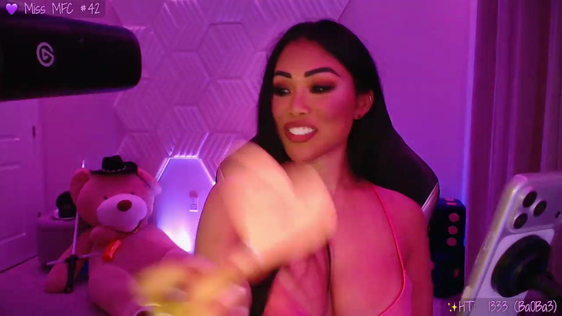 Gallery image thumbnail from SinCityVEE's myfreecams stream on, 07/10/2026, 08:54 image 16 of 20