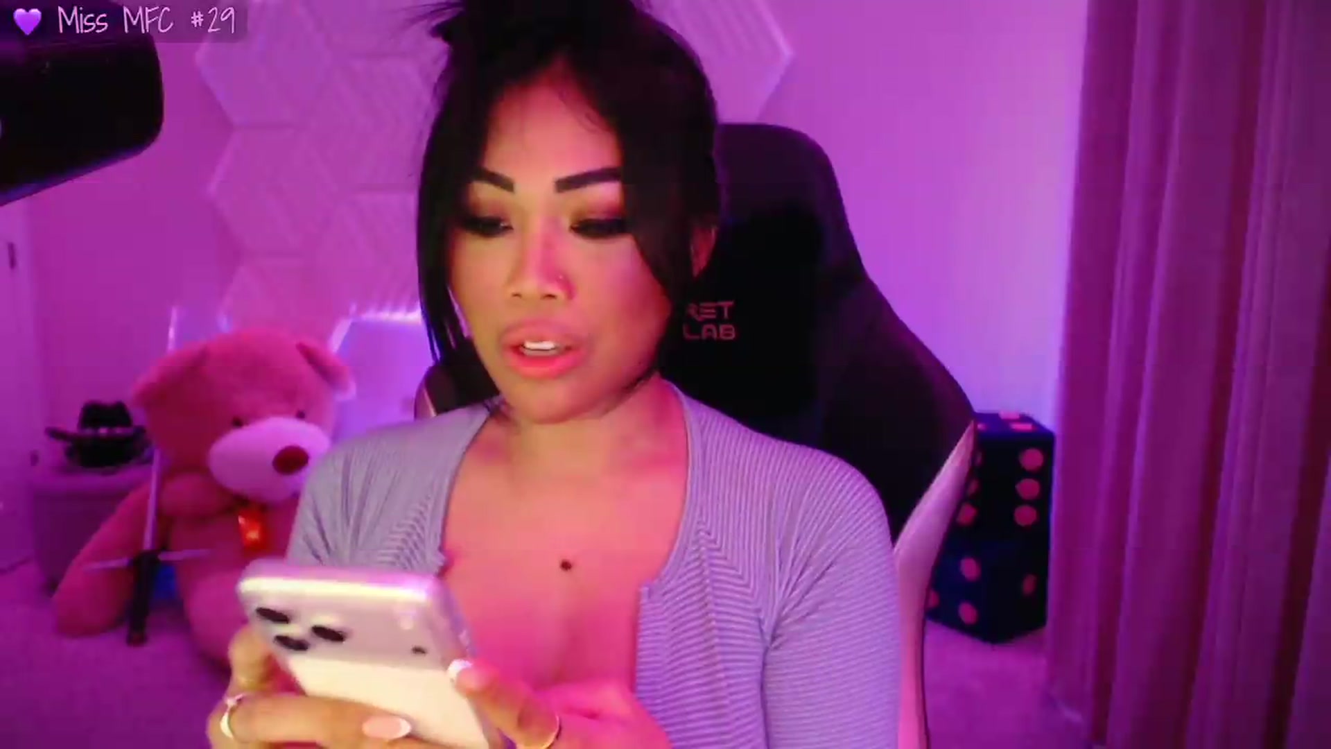 Gallery image thumbnail from SinCityVEE's myfreecams stream on, 07/12/2026, 11:36 image 17 of 20