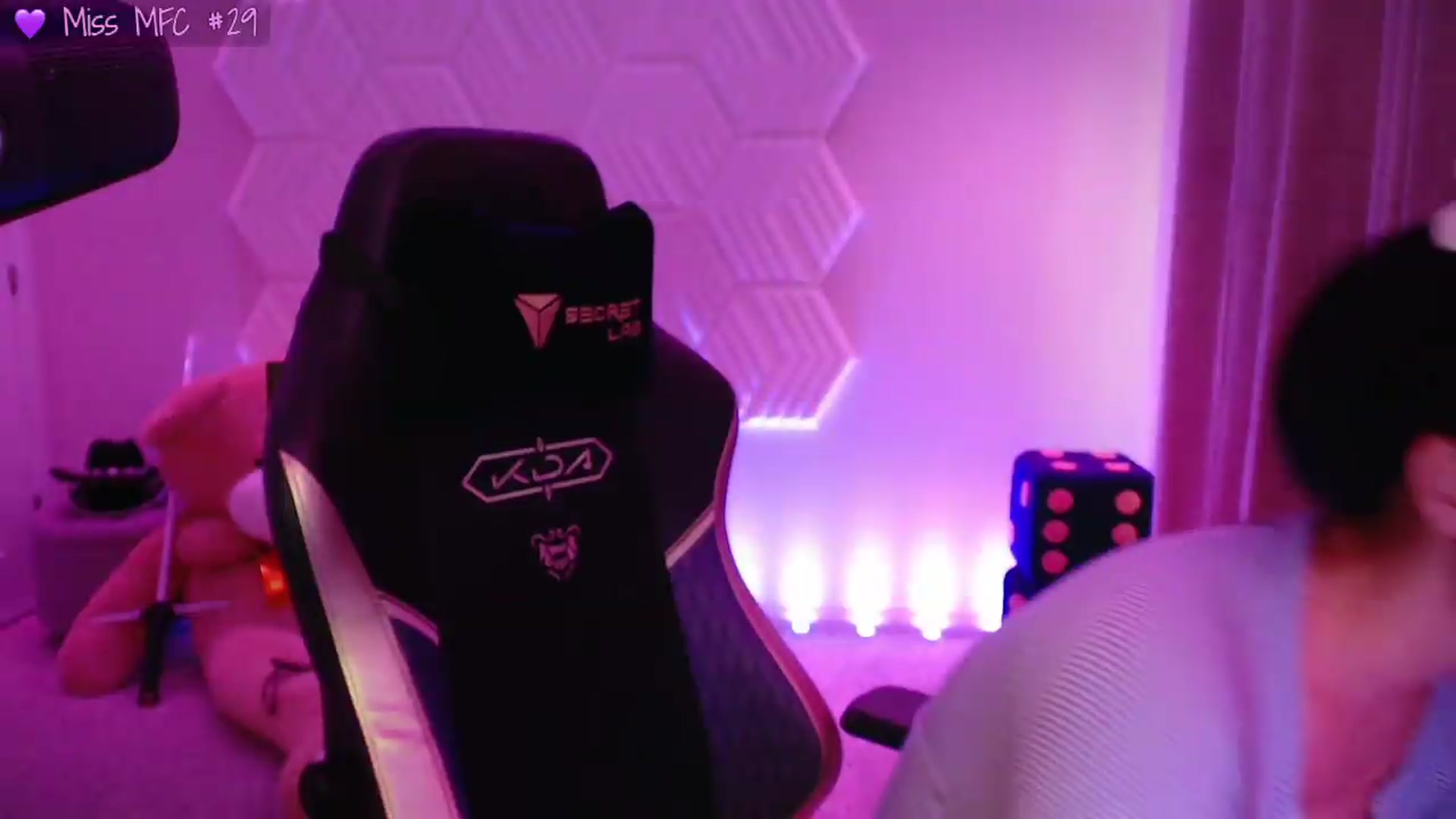 Gallery image thumbnail from SinCityVEE's myfreecams stream on, 07/12/2026, 11:36 image 18 of 20
