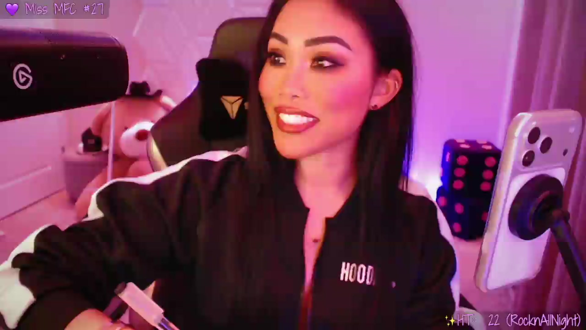 Gallery image thumbnail from SinCityVEE's myfreecams stream on, 07/18/2026, 11:37 image 1 of 20