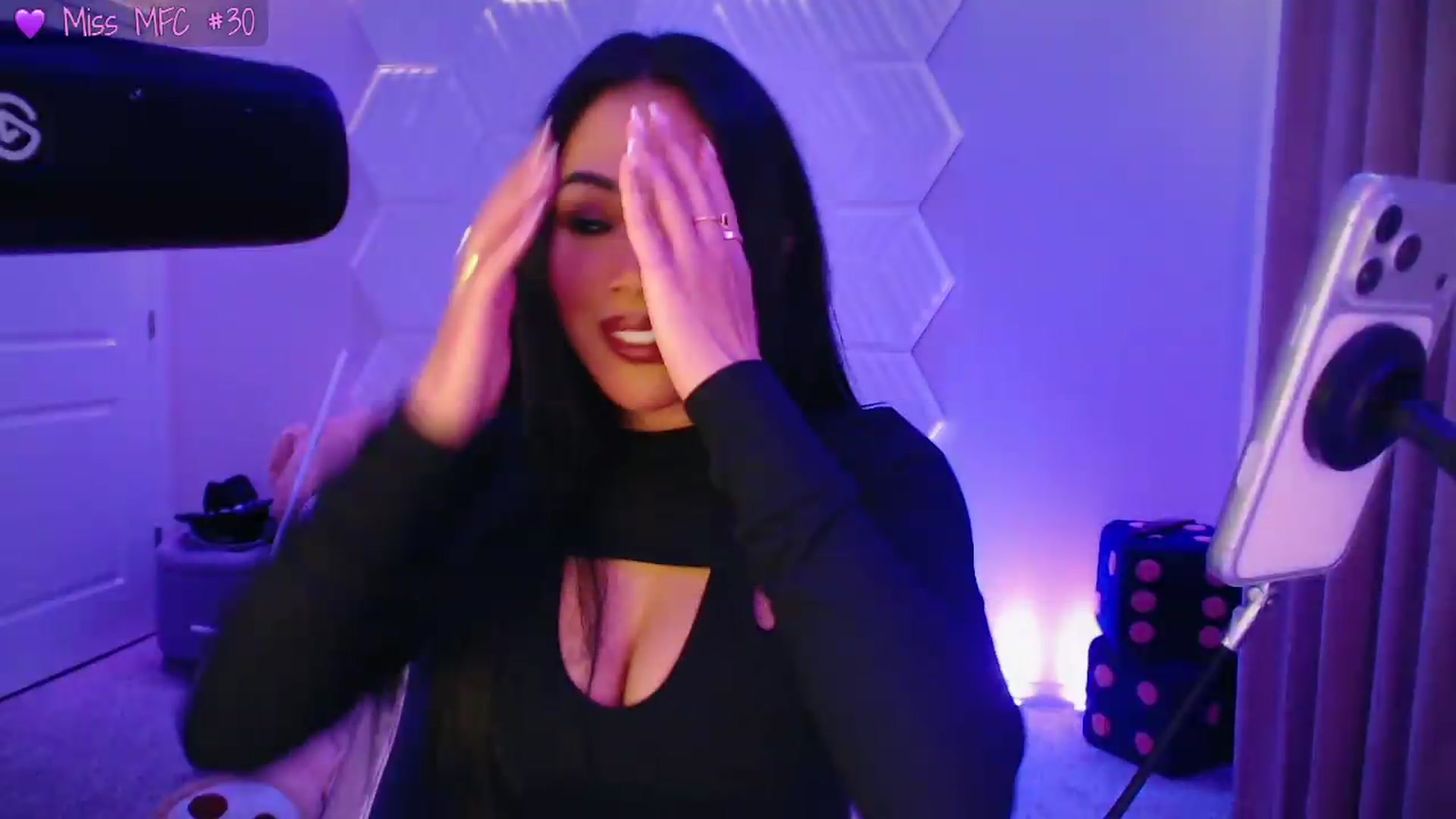 Gallery image thumbnail from SinCityVEE's myfreecams stream on, 07/22/2026, 09:23 image 2 of 20