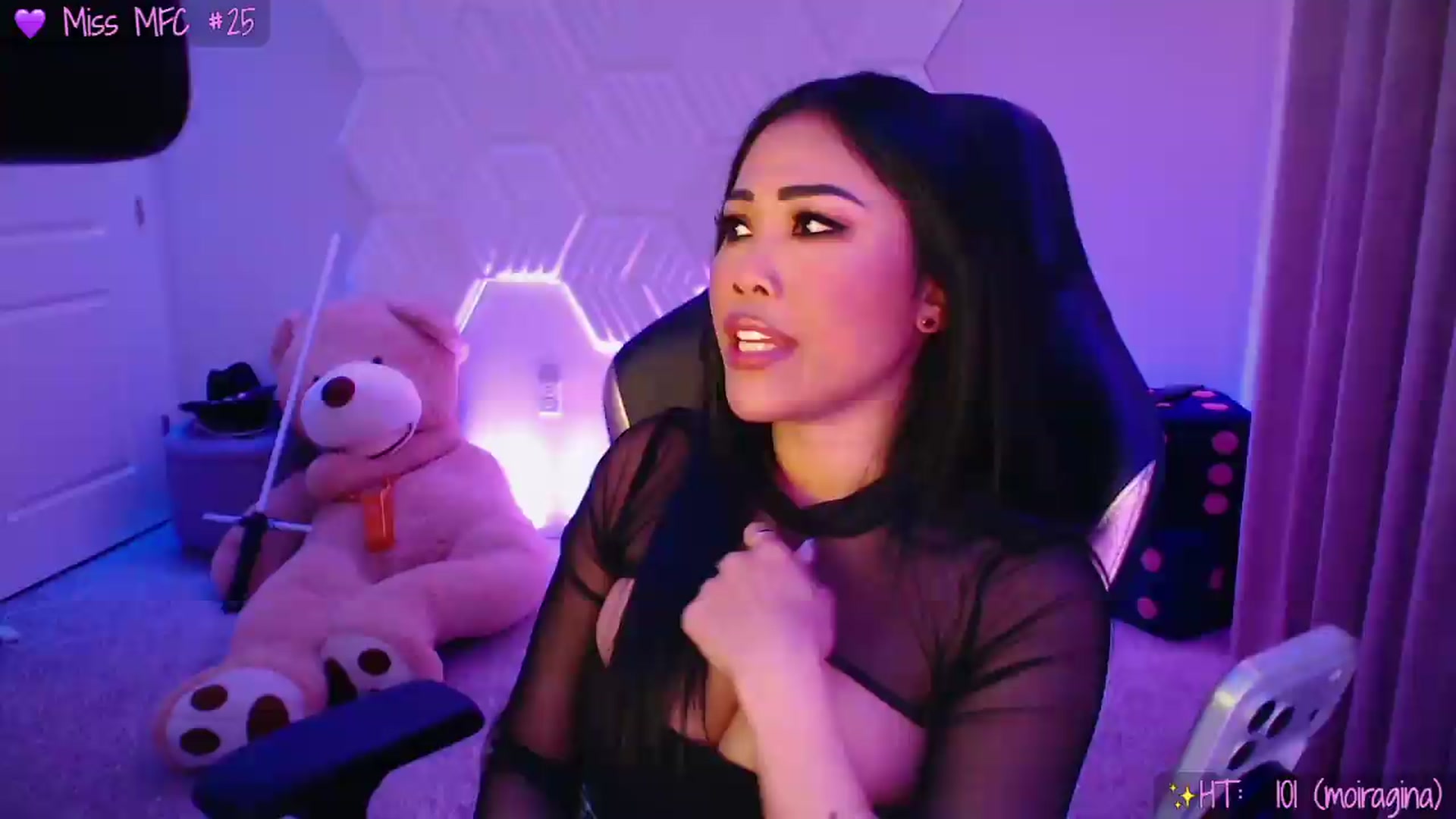 Gallery image thumbnail from SinCityVEE's myfreecams stream on, 07/23/2026, 10:12 image 3 of 20
