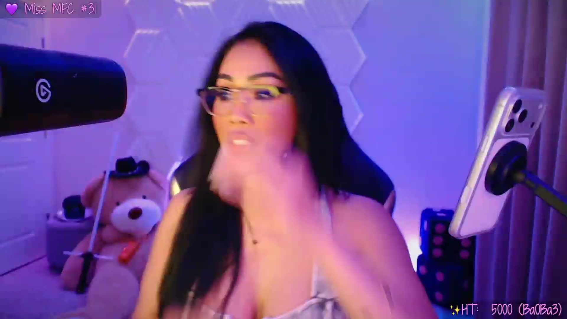 Gallery image thumbnail from SinCityVEE's myfreecams stream on, 07/29/2026, 08:50 image 19 of 20