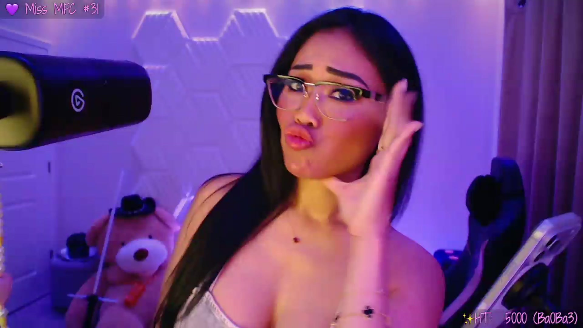Gallery image thumbnail from SinCityVEE's myfreecams stream on, 07/29/2026, 08:50 image 16 of 20