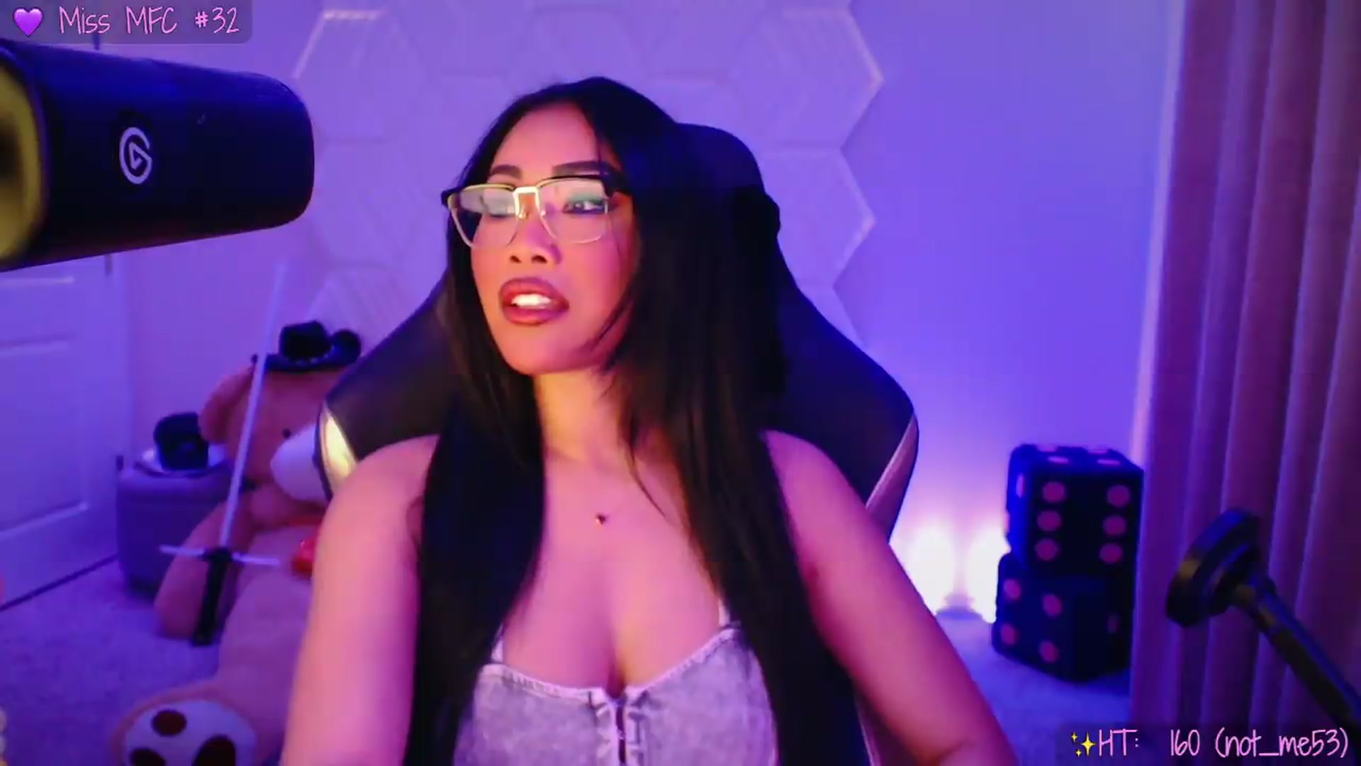 Gallery image thumbnail from SinCityVEE's myfreecams stream on, 07/29/2026, 08:50 image 5 of 20