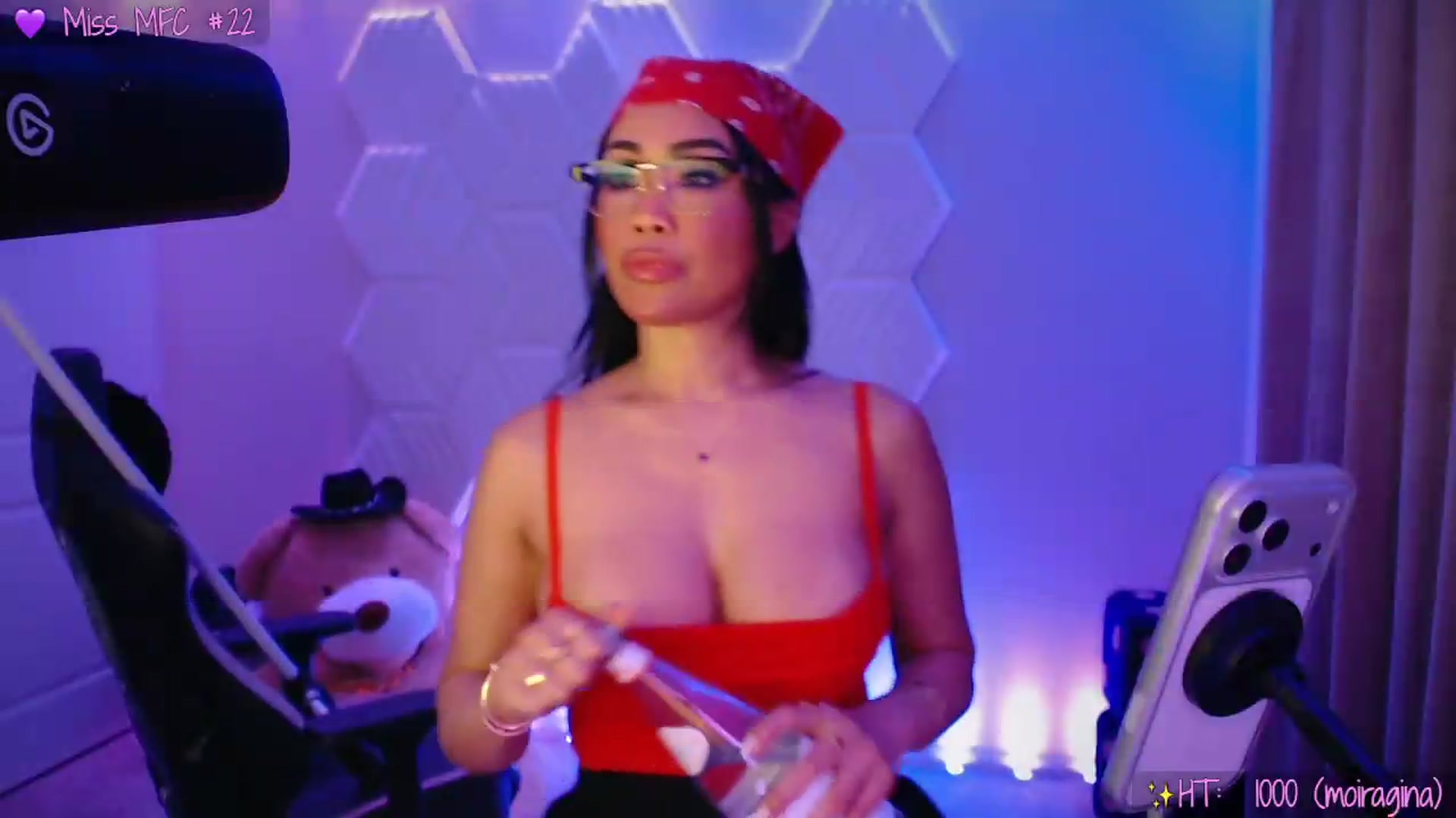 Gallery image thumbnail from SinCityVEE's myfreecams stream on, 07/30/2026, 09:19 image 11 of 20