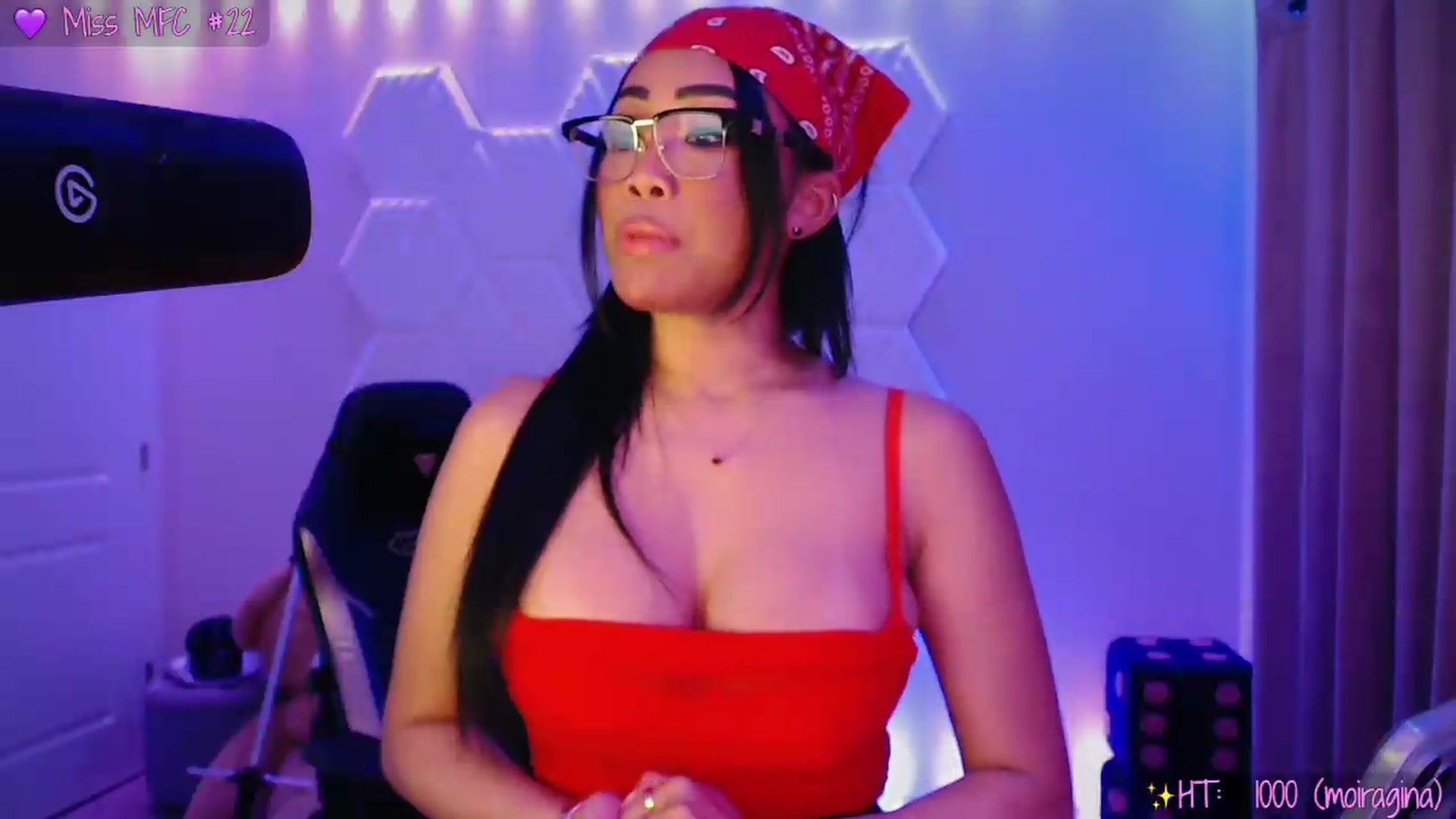 Gallery image thumbnail from SinCityVEE's myfreecams stream on, 07/30/2026, 09:19 image 9 of 20