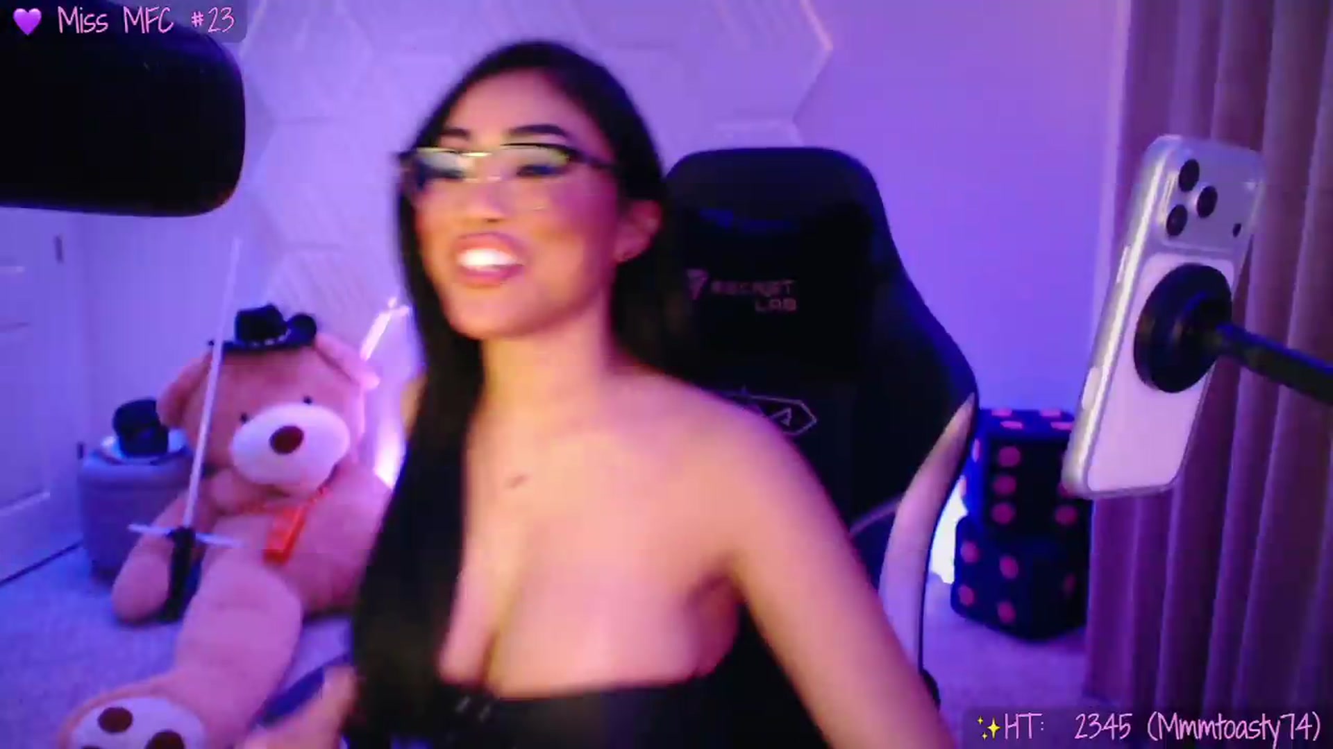 Gallery image thumbnail from SinCityVEE's myfreecams stream on, 07/31/2026, 09:42 image 17 of 20