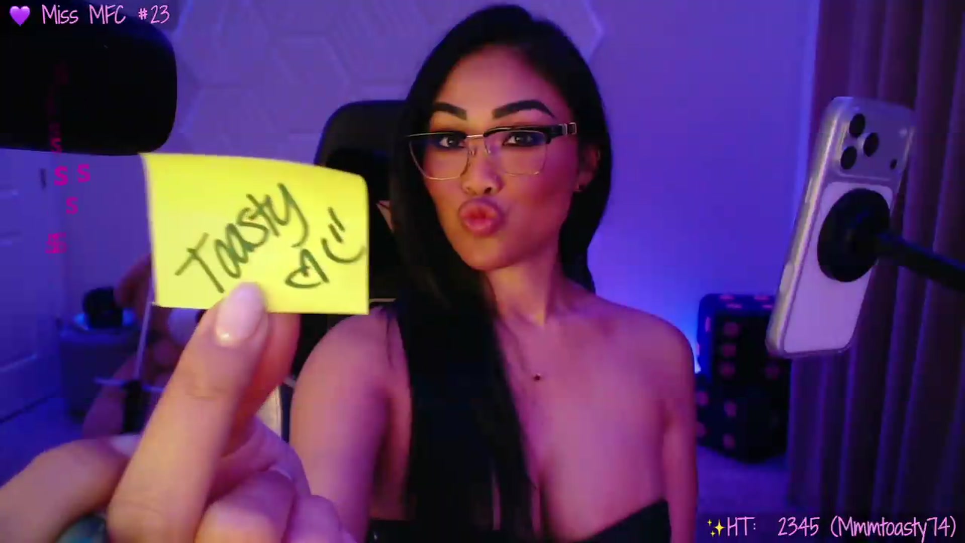 Gallery image thumbnail from SinCityVEE's myfreecams stream on, 07/31/2026, 09:42 image 16 of 20