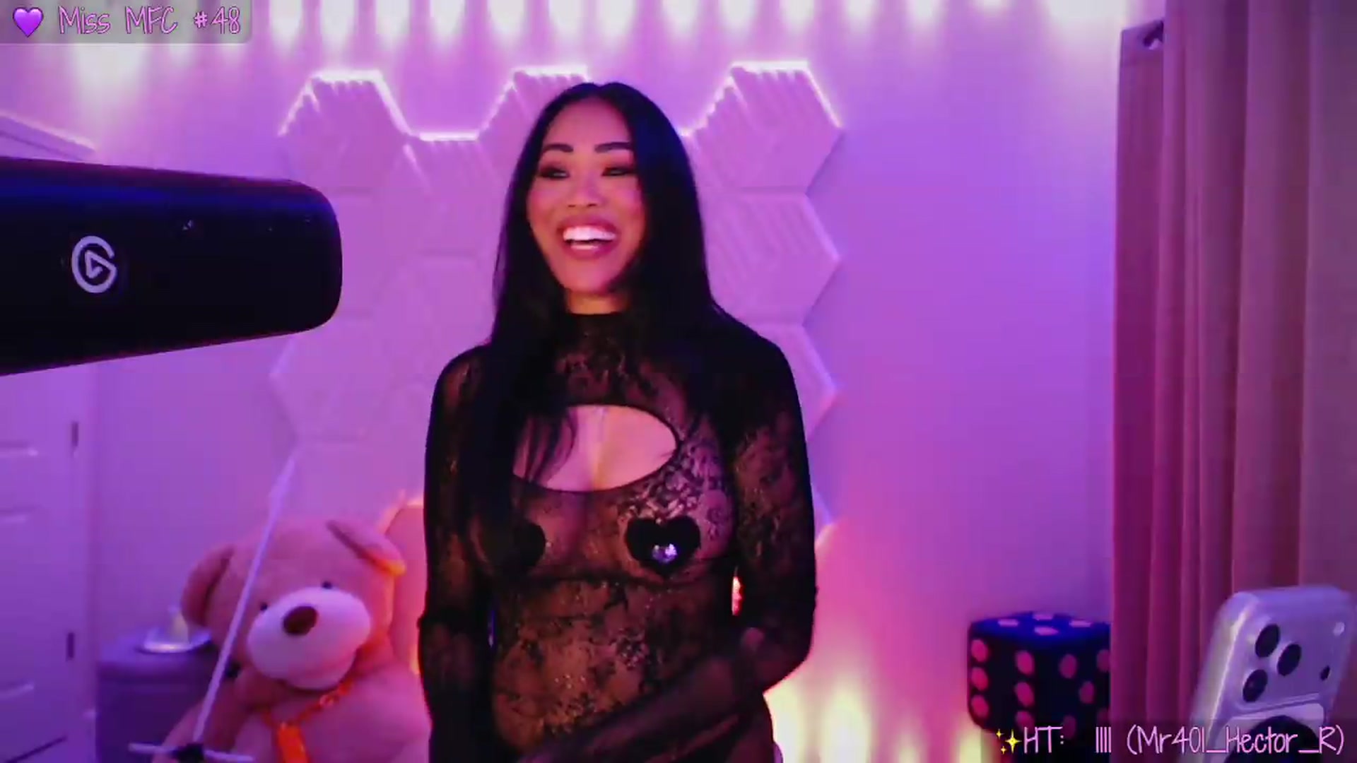 Gallery image thumbnail from SinCityVEE's myfreecams stream on, 08/14/2026, 08:32 image 6 of 20