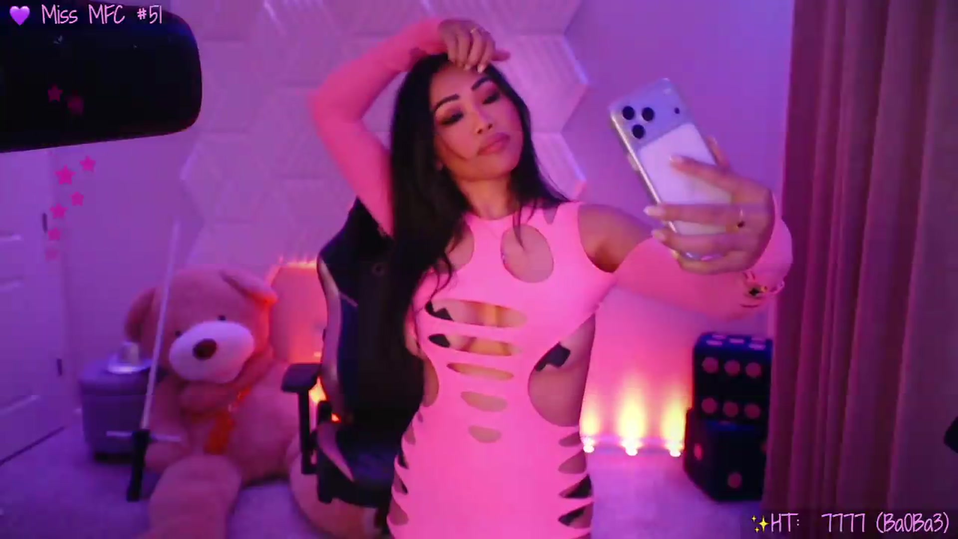 Gallery image thumbnail from SinCityVEE's myfreecams stream on, 08/18/2026, 08:13 image 6 of 20