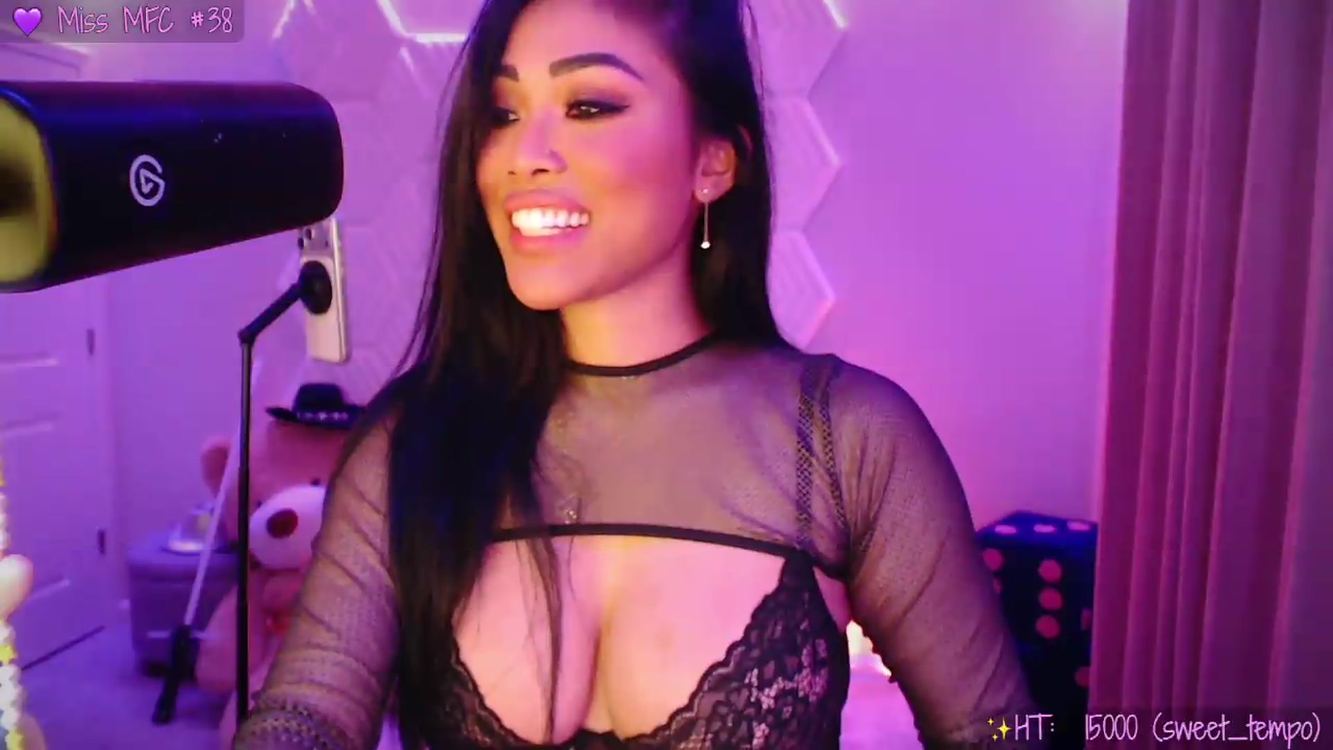 Gallery image thumbnail from SinCityVEE's myfreecams stream on, 08/20/2026, 09:22 image 20 of 20