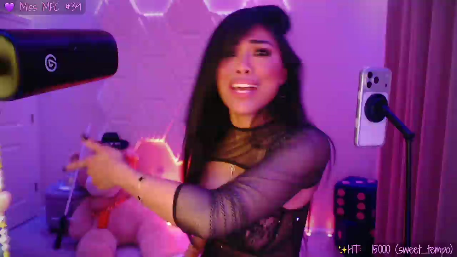 Gallery image thumbnail from SinCityVEE's myfreecams stream on, 08/20/2026, 09:22 image 2 of 20