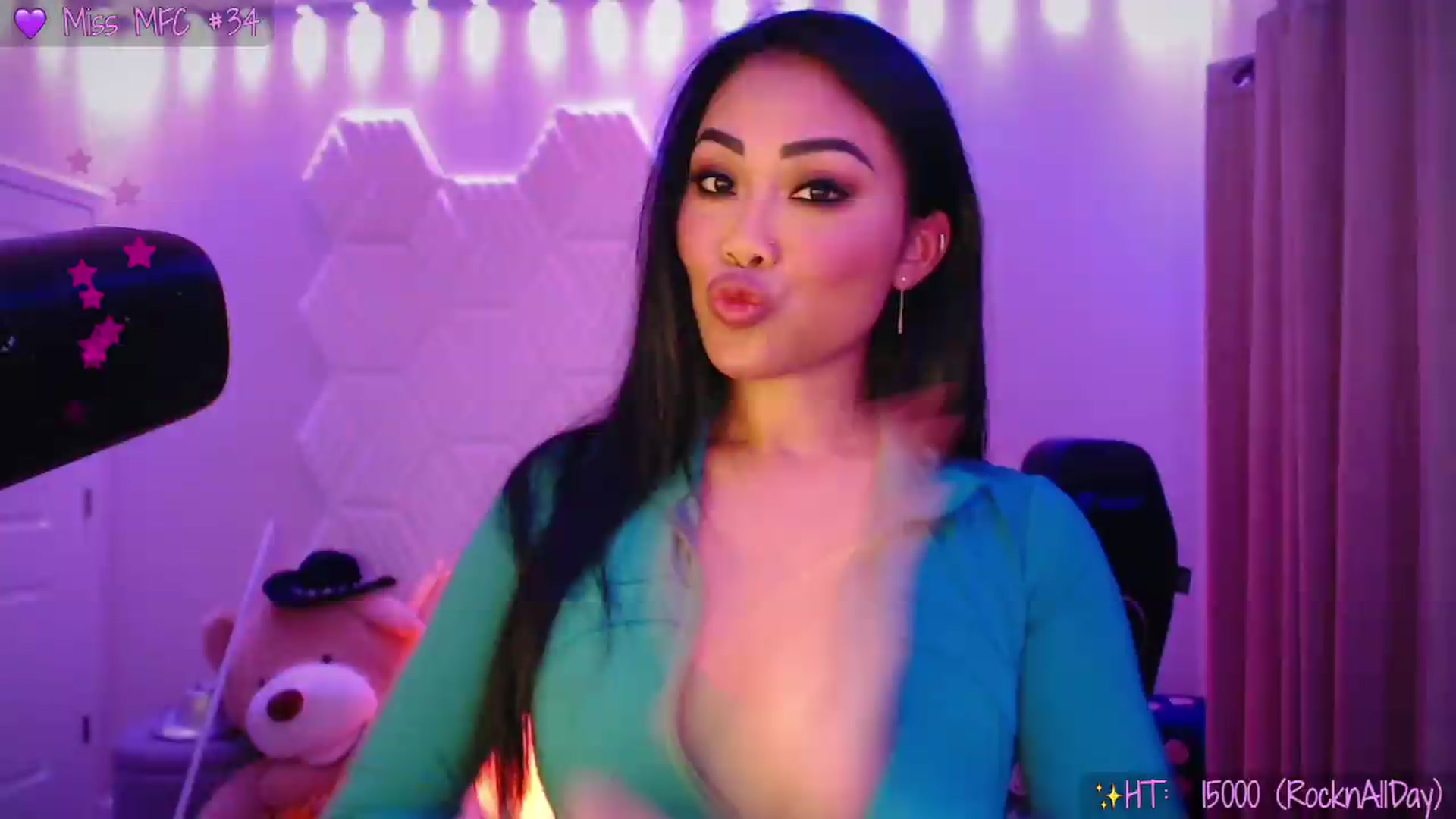 Gallery image thumbnail from SinCityVEE's myfreecams stream on, 08/25/2026, 06:29 image 15 of 20