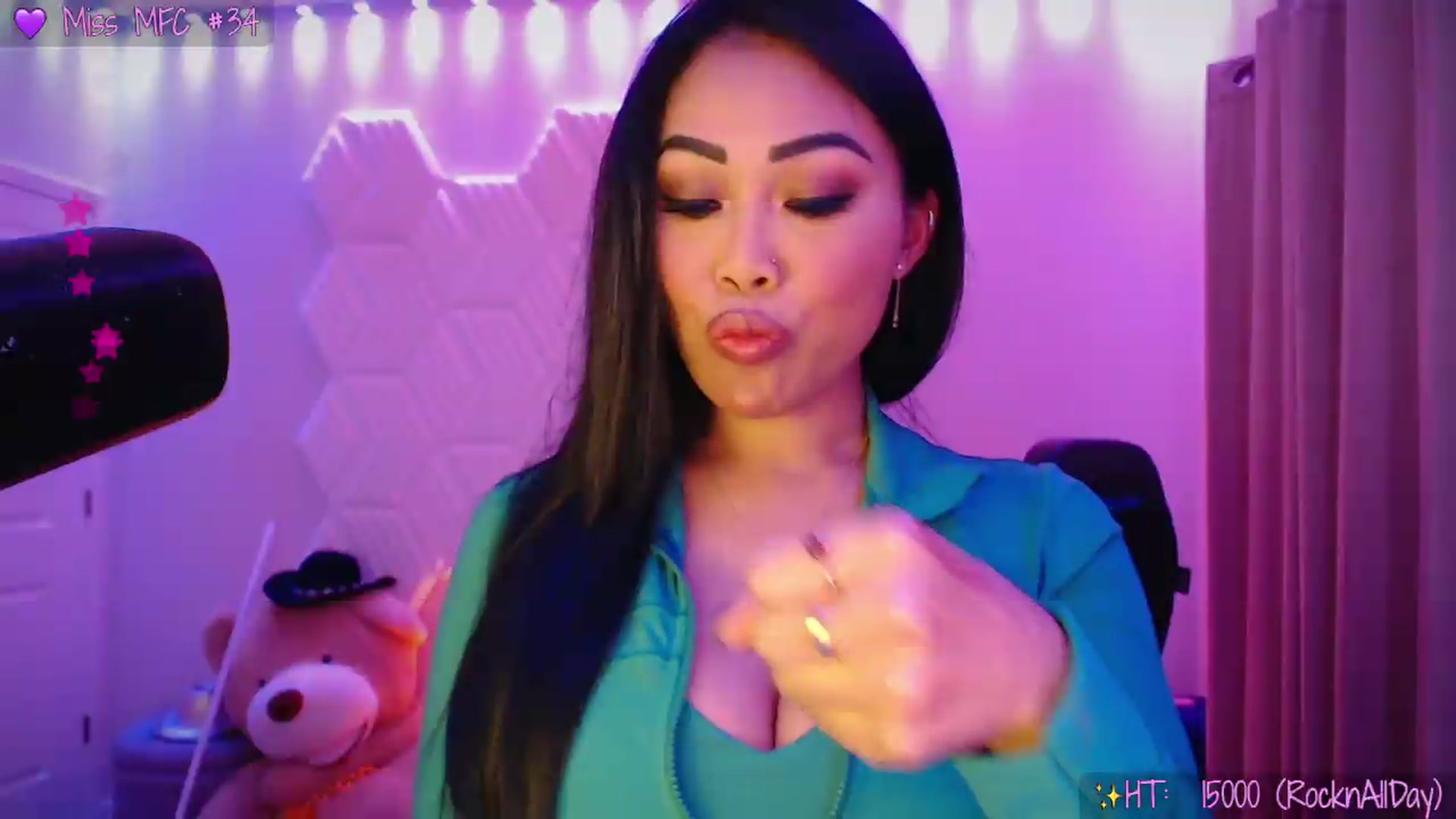 Gallery image thumbnail from SinCityVEE's myfreecams stream on, 08/25/2026, 06:29 image 16 of 20