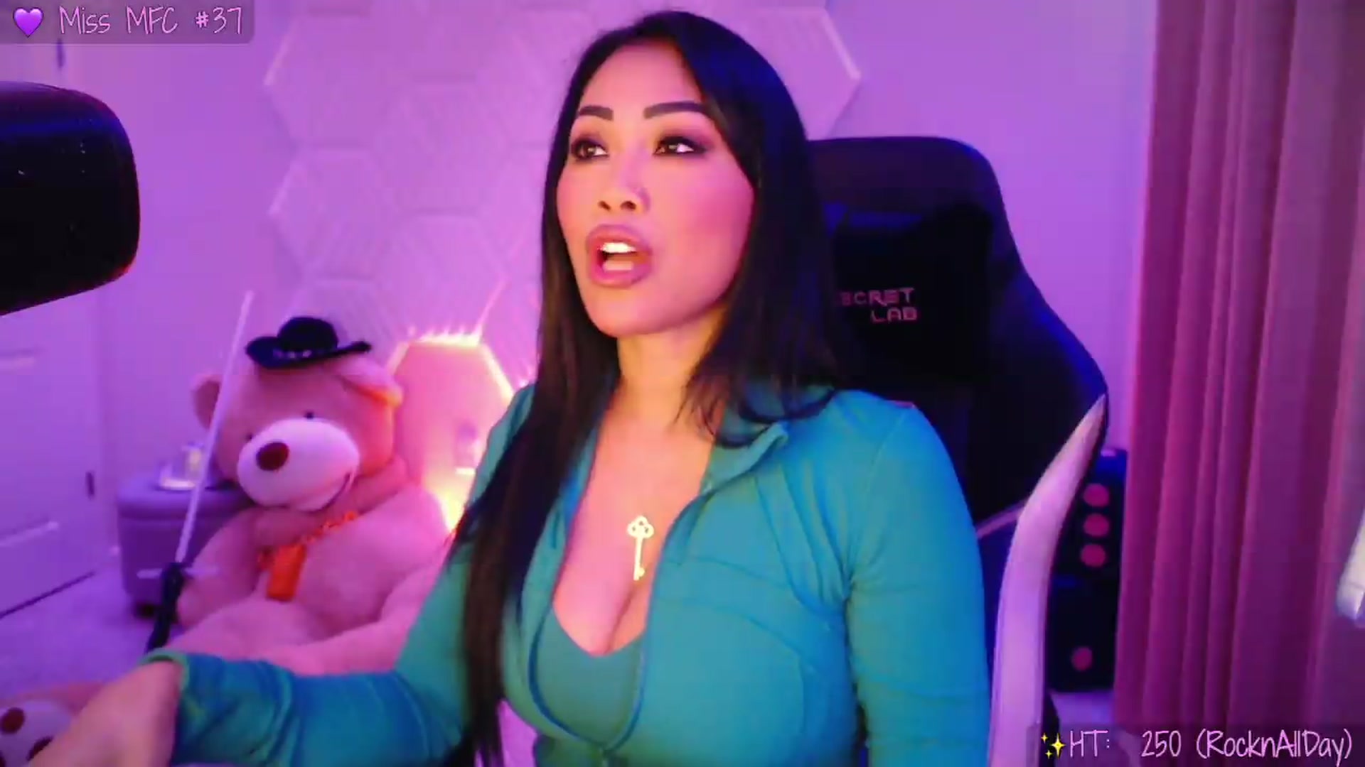 Gallery image thumbnail from SinCityVEE's myfreecams stream on, 08/25/2026, 06:29 image 5 of 20