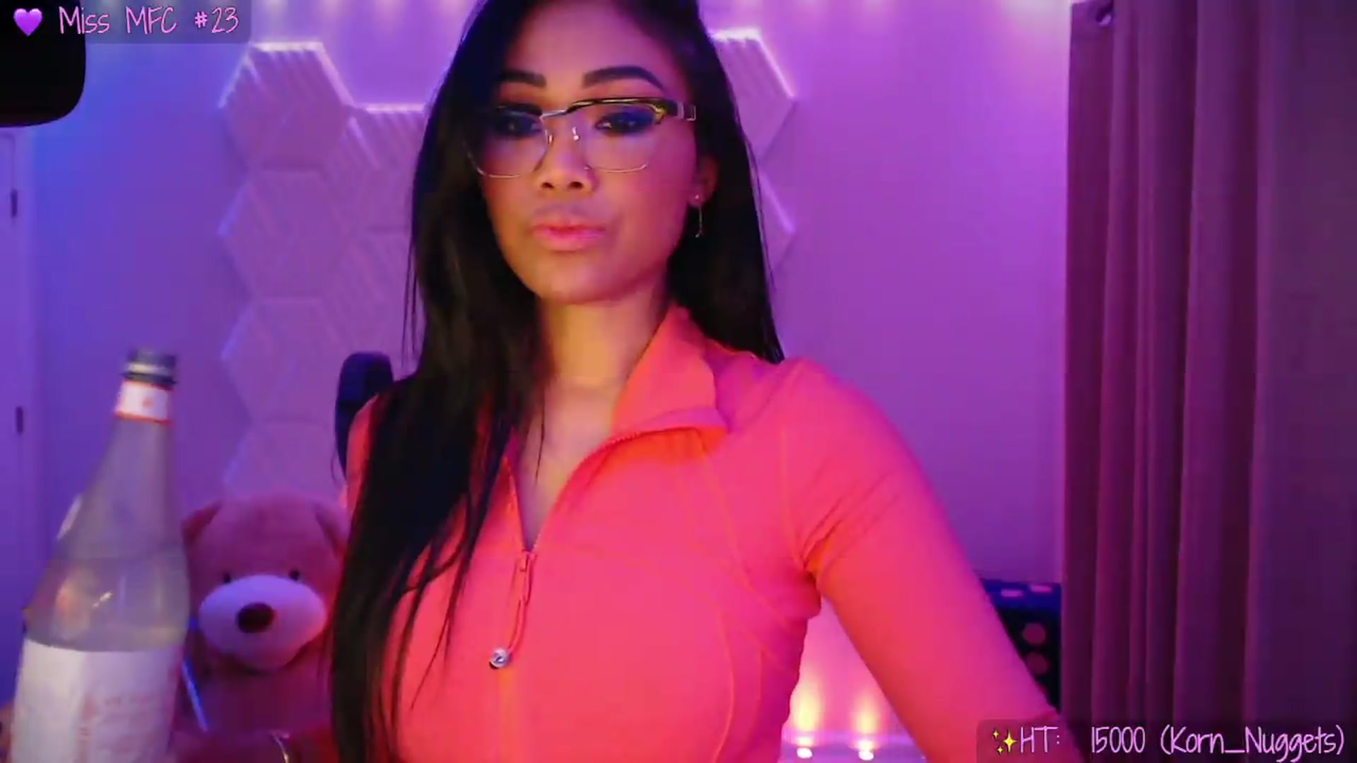 Gallery image thumbnail from SinCityVEE's myfreecams stream on, 08/27/2026, 10:30 image 9 of 20