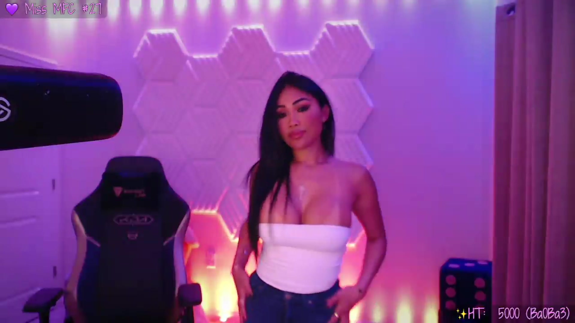 Gallery image thumbnail from SinCityVEE's myfreecams stream on, 08/29/2026, 08:36 image 8 of 20