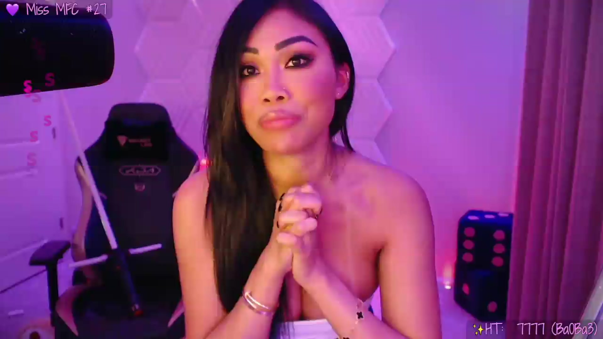 Gallery image thumbnail from SinCityVEE's myfreecams stream on, 08/29/2026, 08:36 image 10 of 20
