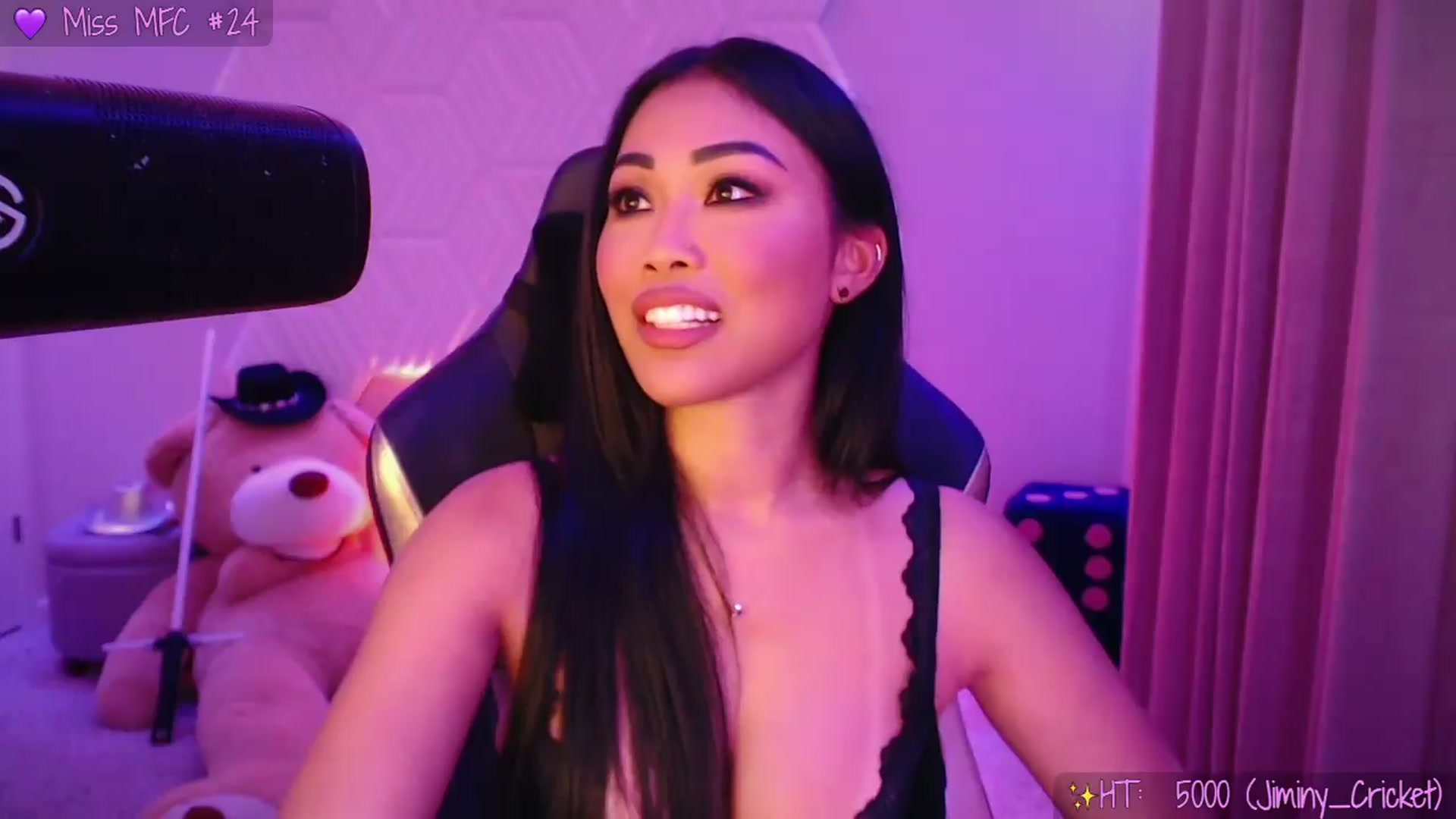 Gallery image thumbnail from SinCityVEE's myfreecams stream on, 08/31/2026, 09:58 image 16 of 20
