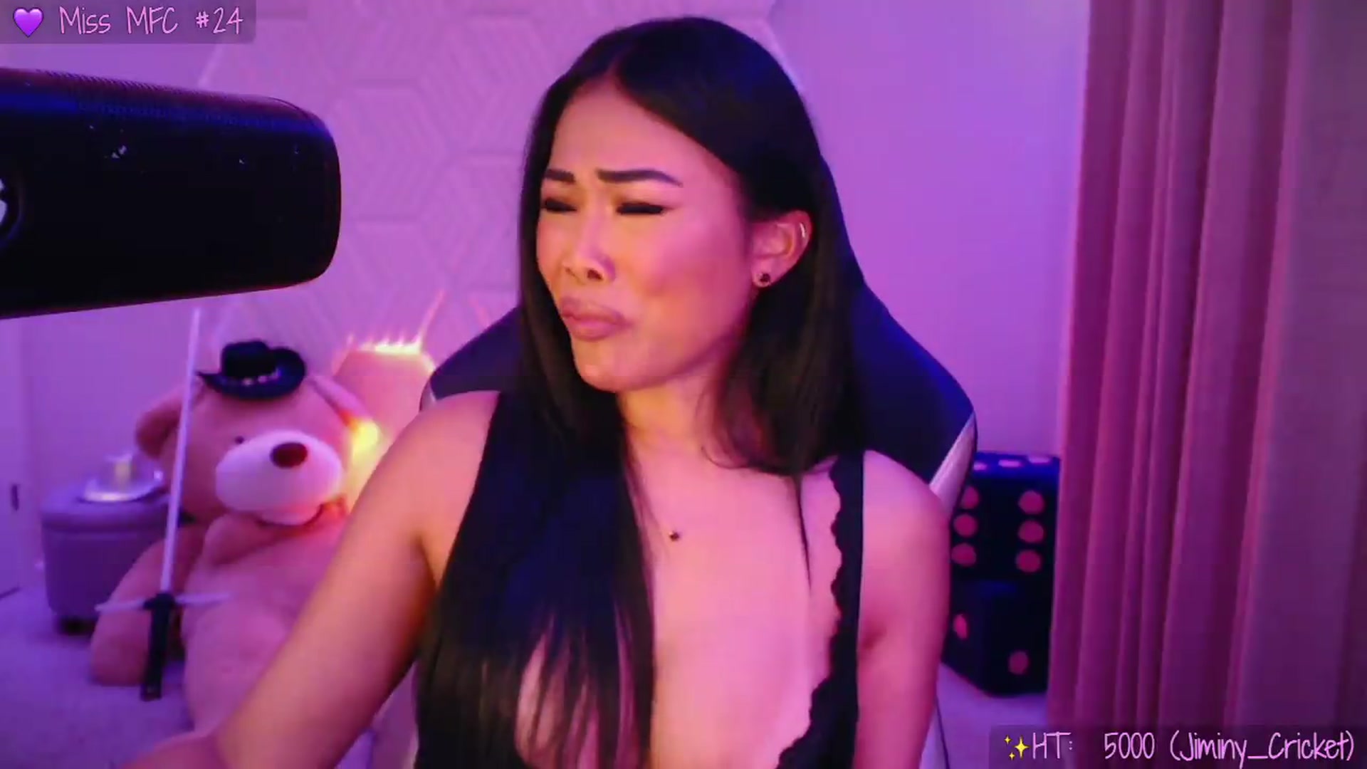Gallery image thumbnail from SinCityVEE's myfreecams stream on, 08/31/2026, 09:58 image 6 of 20