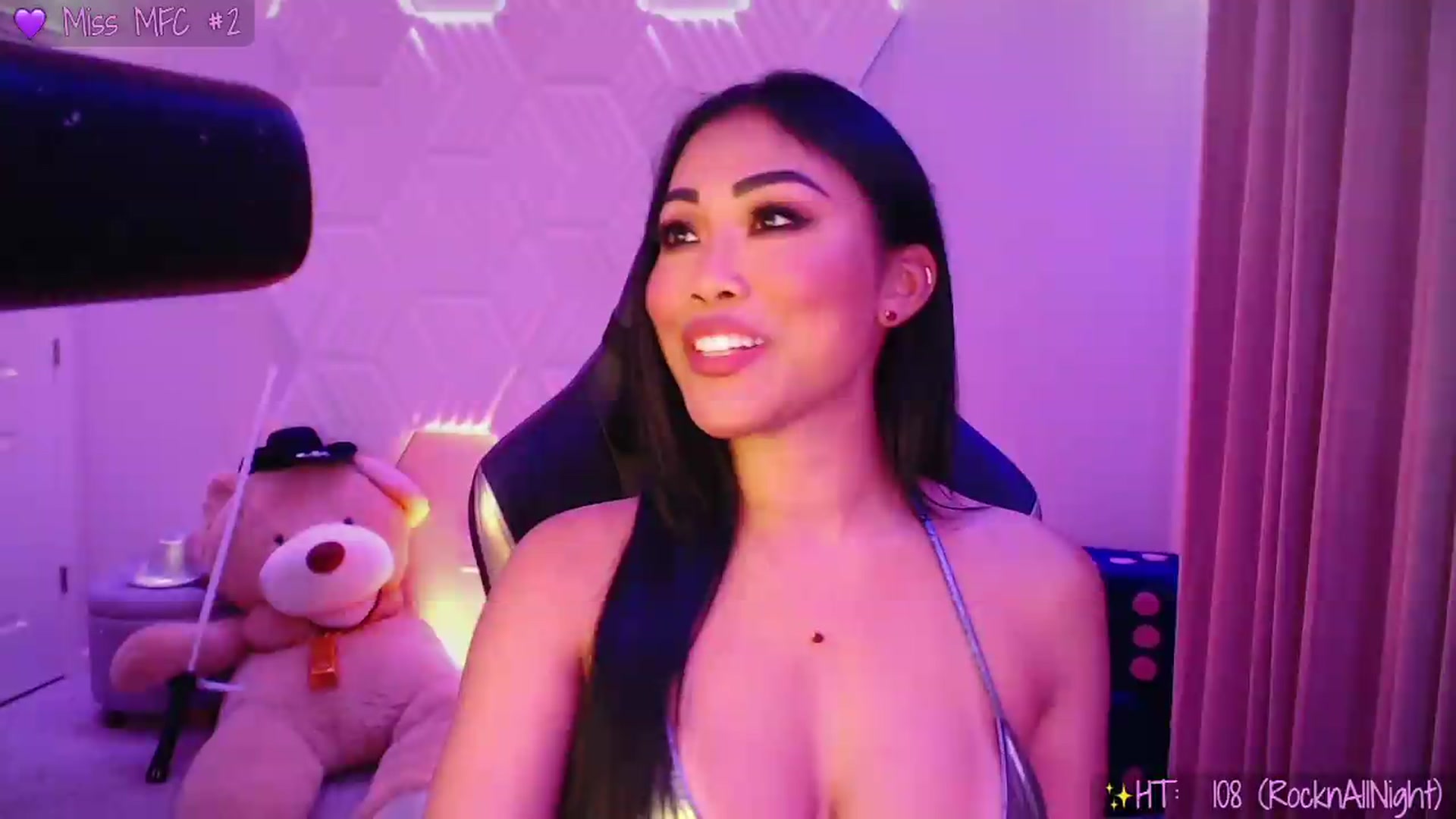 Gallery image thumbnail from SinCityVEE's myfreecams stream on, 09/01/2026, 10:21 image 5 of 20