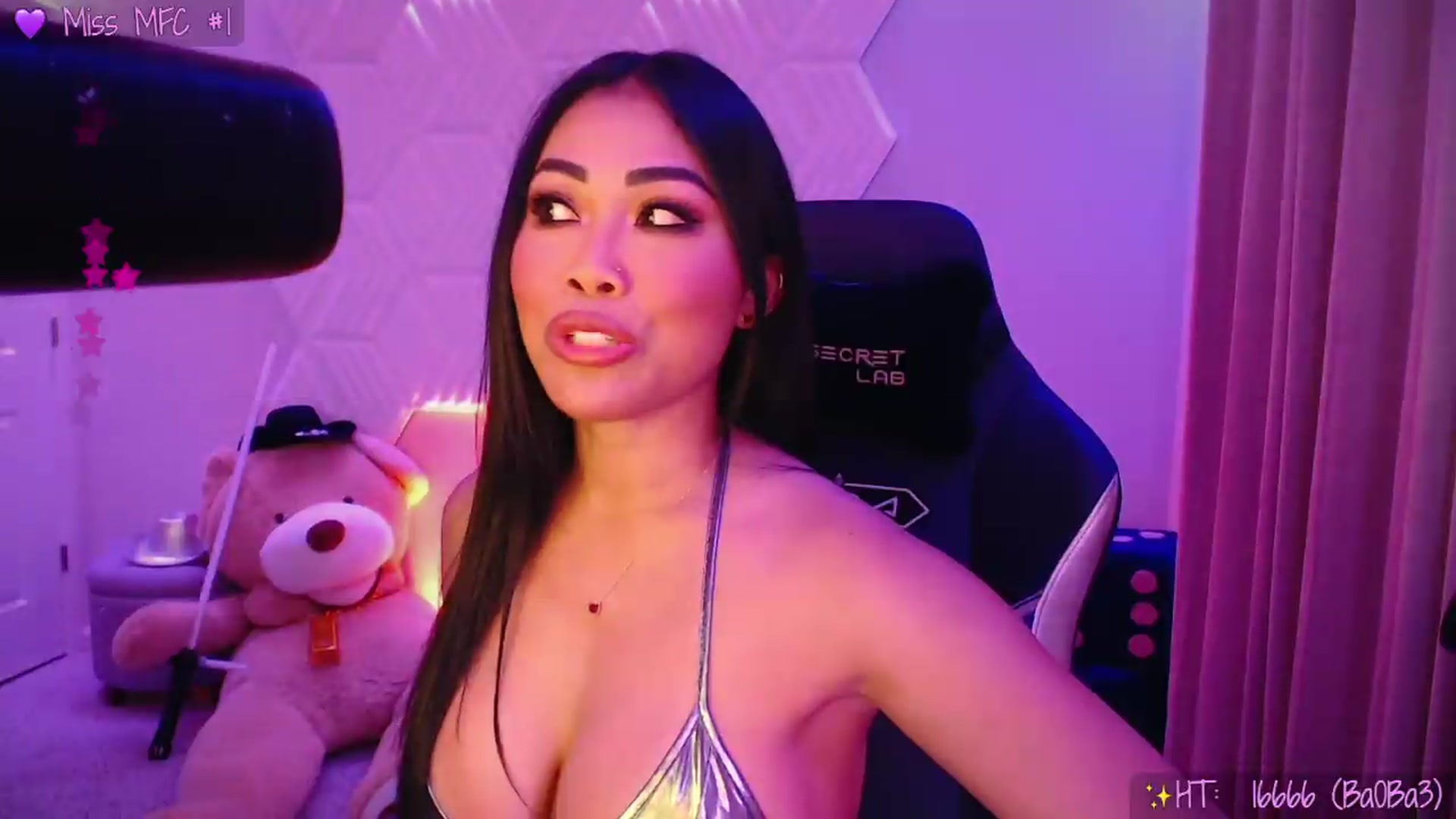 Gallery image thumbnail from SinCityVEE's myfreecams stream on, 09/01/2026, 10:21 image 10 of 20