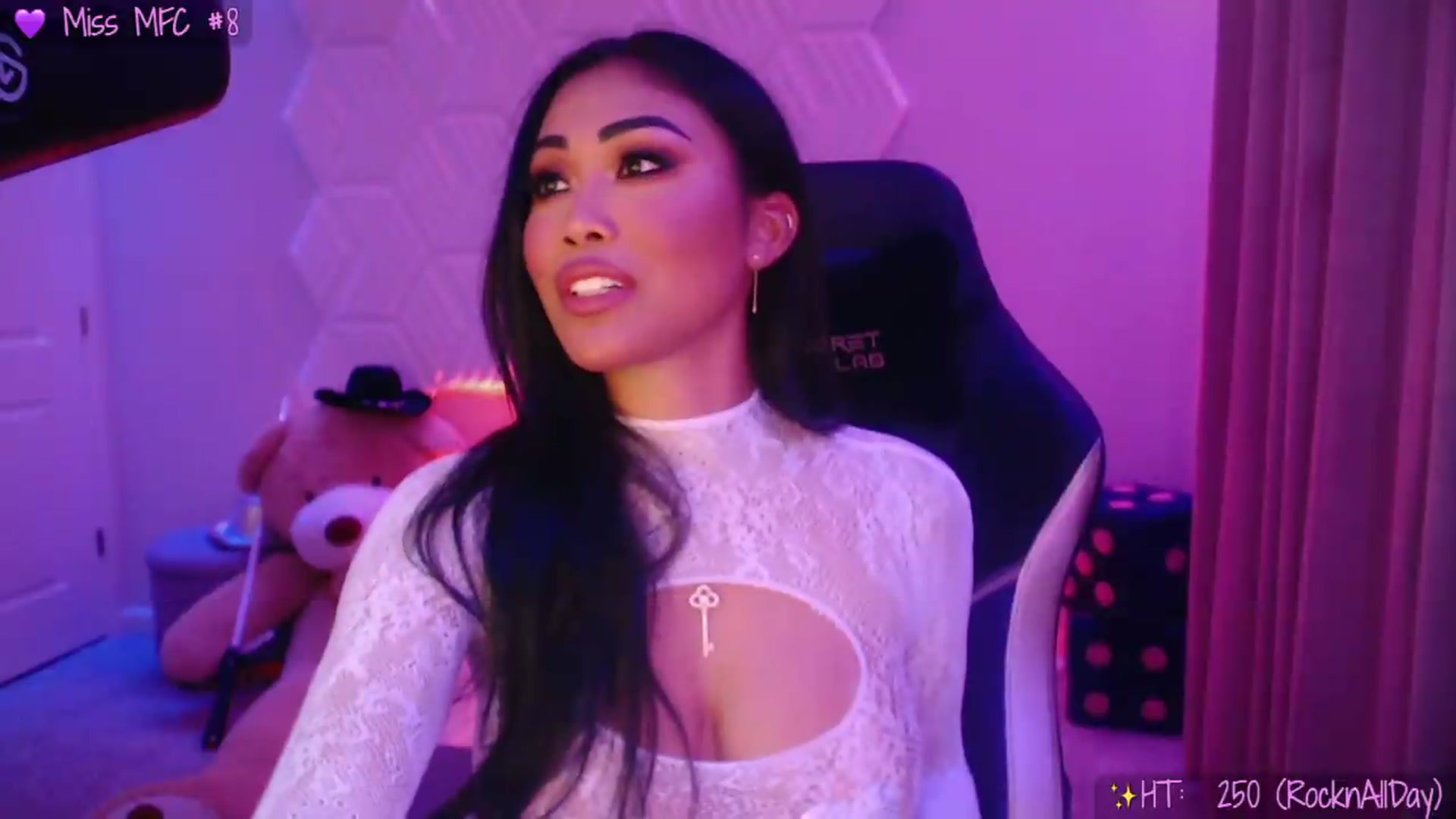Gallery image thumbnail from SinCityVEE's myfreecams stream on, 09/10/2026, 09:12 image 2 of 20