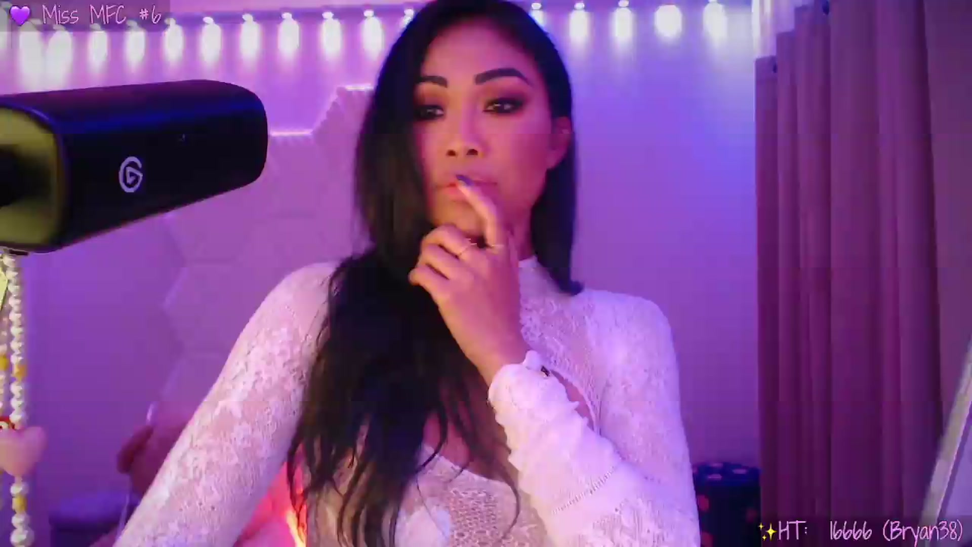 Gallery image thumbnail from SinCityVEE's myfreecams stream on, 09/10/2026, 09:12 image 19 of 20