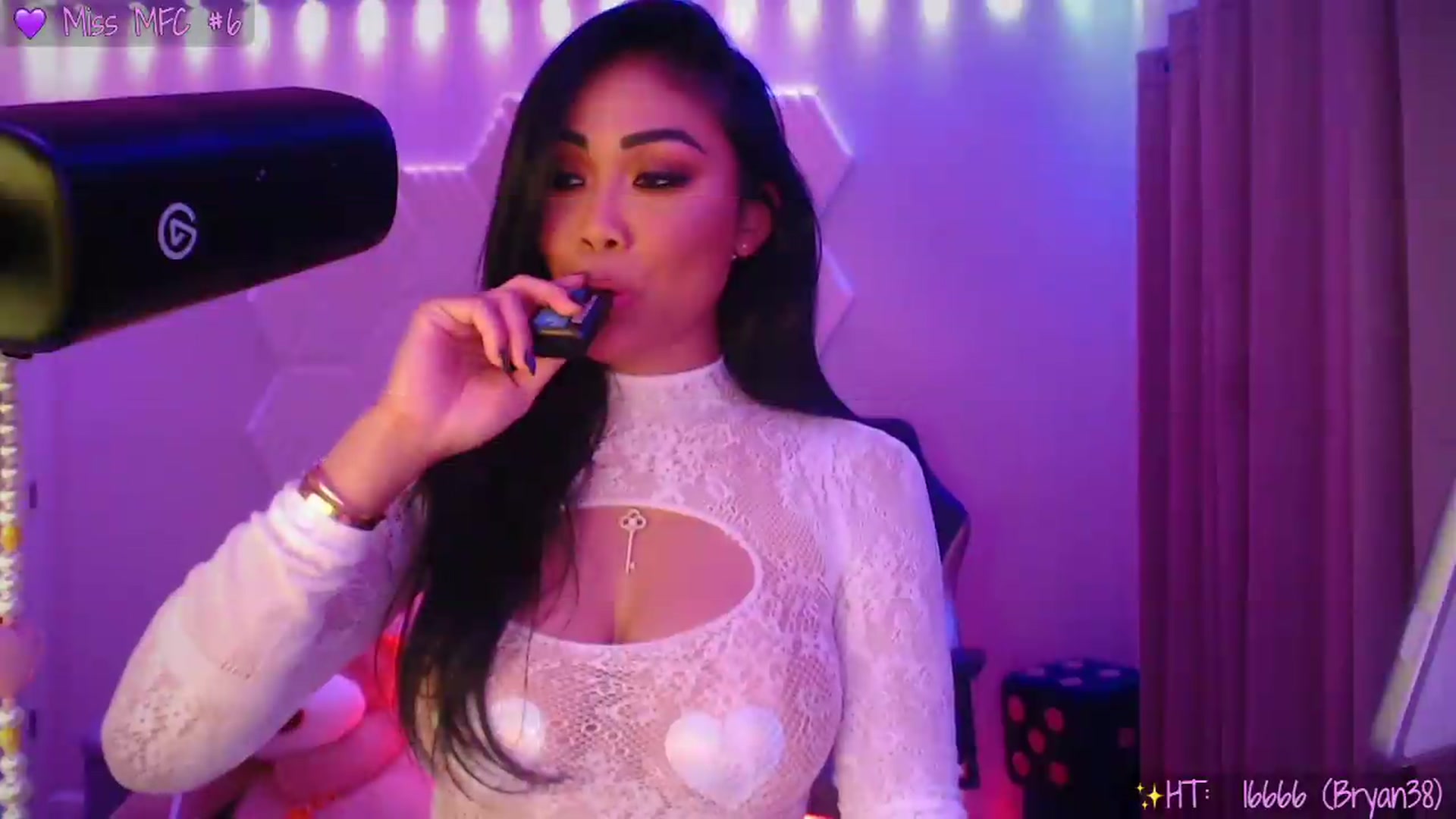 Gallery image thumbnail from SinCityVEE's myfreecams stream on, 09/10/2026, 09:12 image 14 of 20