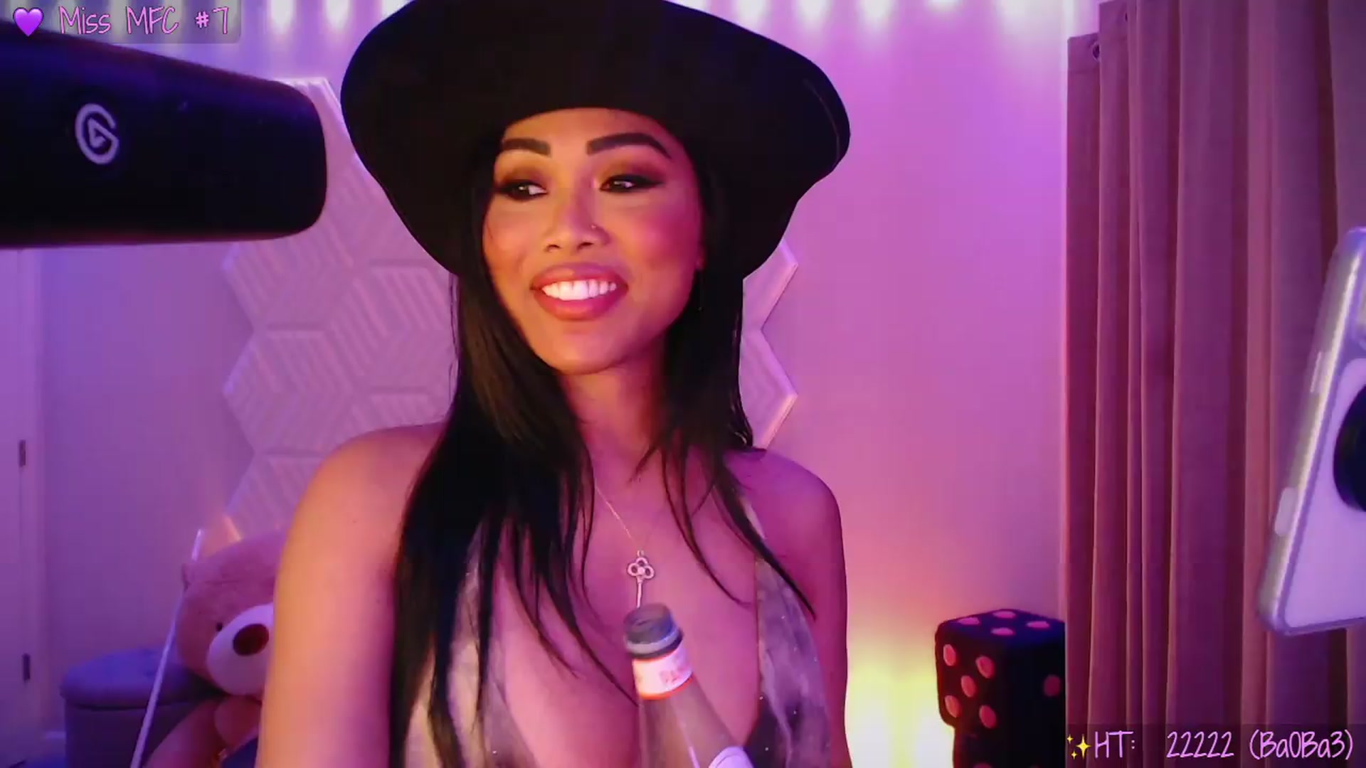 Gallery image thumbnail from SinCityVEE's myfreecams stream on, 09/16/2026, 09:09 image 17 of 20