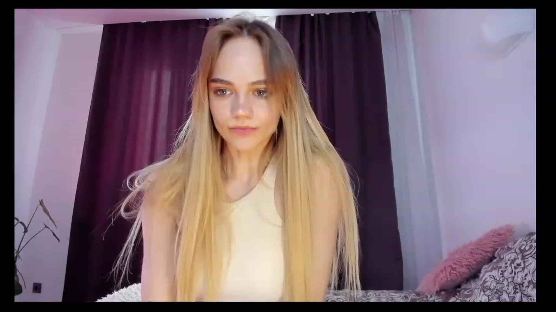 Gallery image thumbnail from SincereSin's myfreecams stream on, 03/29/2023, 11:50 image 7 of 20