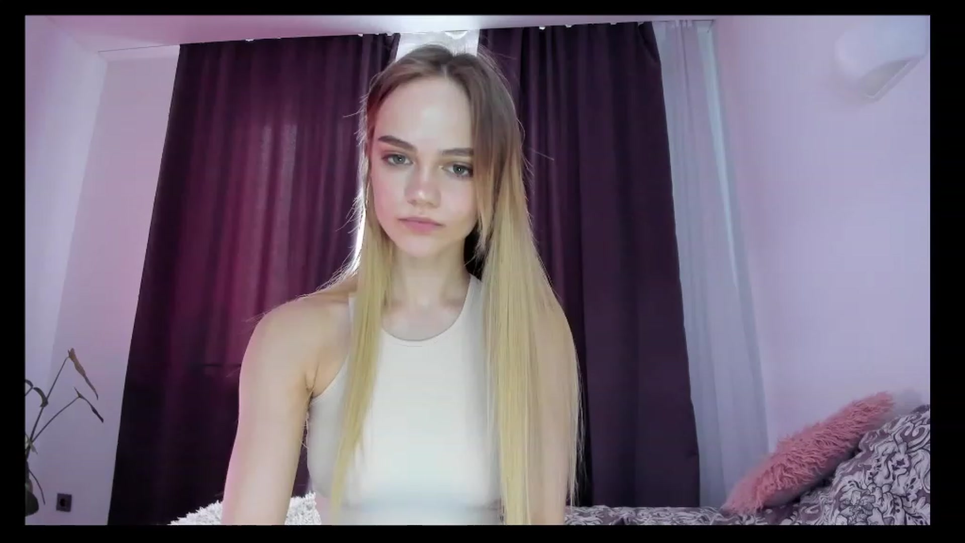 Gallery image thumbnail from SincereSin's myfreecams stream on, 03/29/2023, 11:50 image 18 of 20