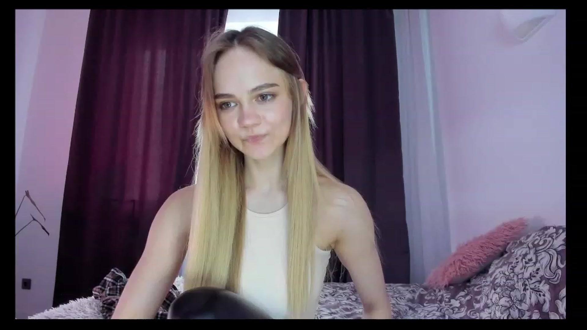 Gallery image thumbnail from SincereSin's myfreecams stream on, 03/29/2023, 13:31 image 19 of 20