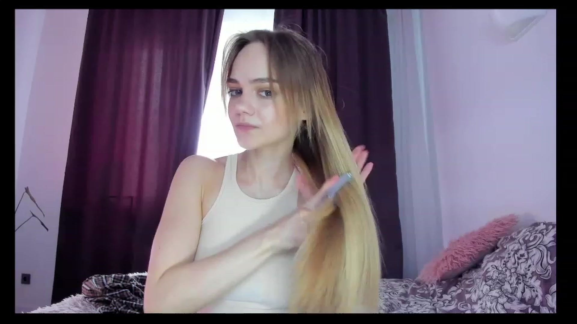 Gallery image thumbnail from SincereSin's myfreecams stream on, 03/29/2023, 13:31 image 13 of 20