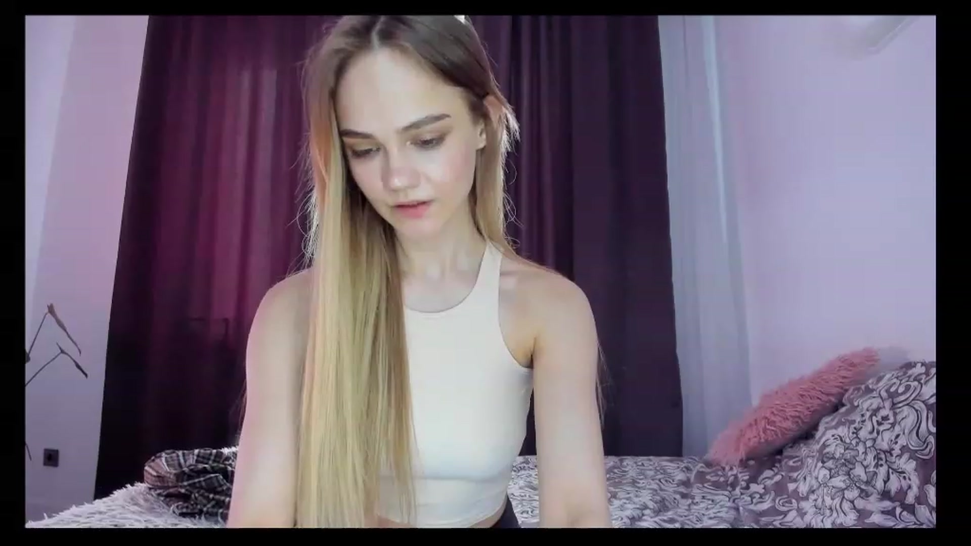 Gallery image thumbnail from SincereSin's myfreecams stream on, 03/29/2023, 13:31 image 9 of 20