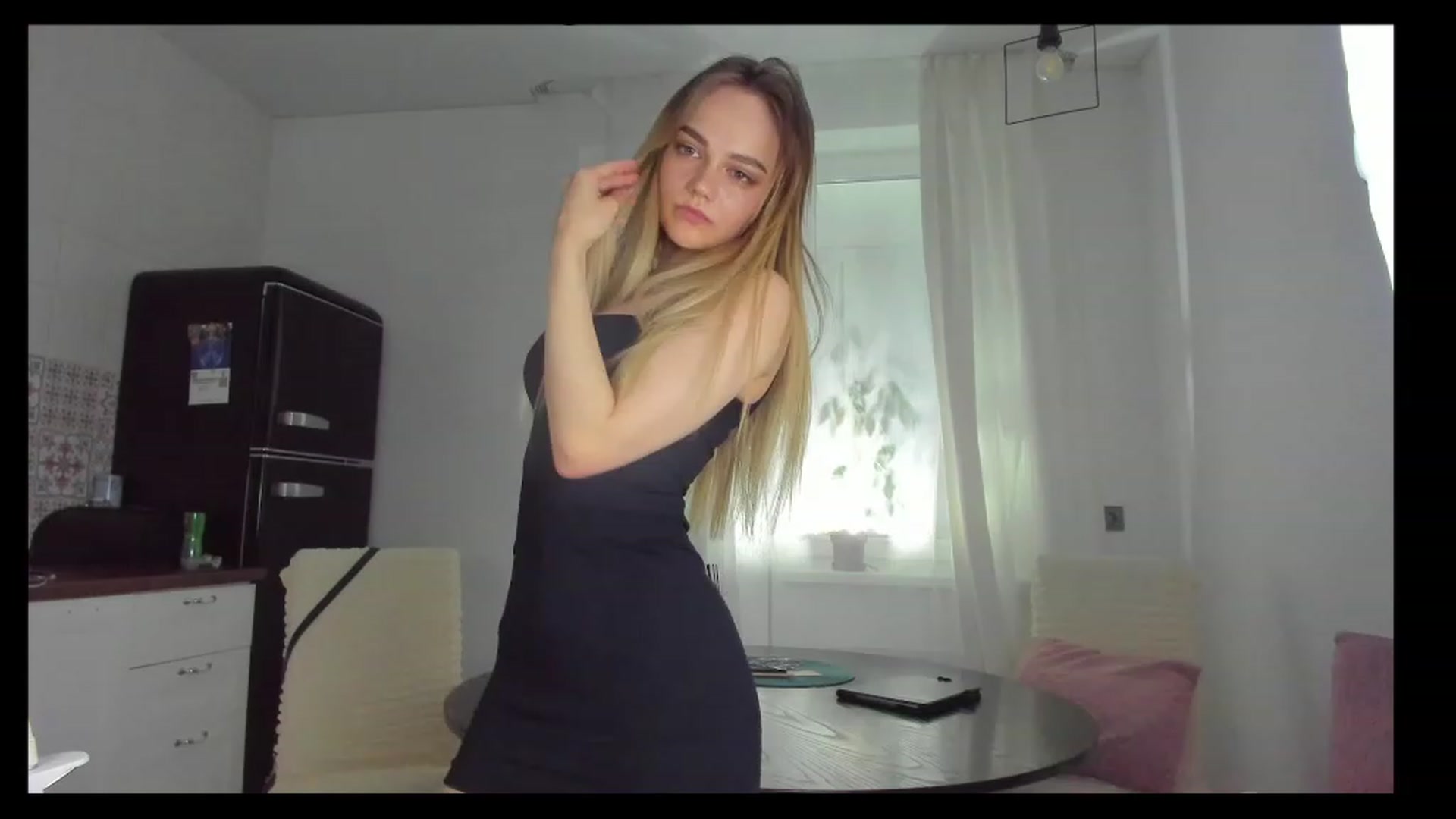 Gallery image thumbnail from SincereSin's myfreecams stream on, 04/02/2023, 17:01 image 1 of 20