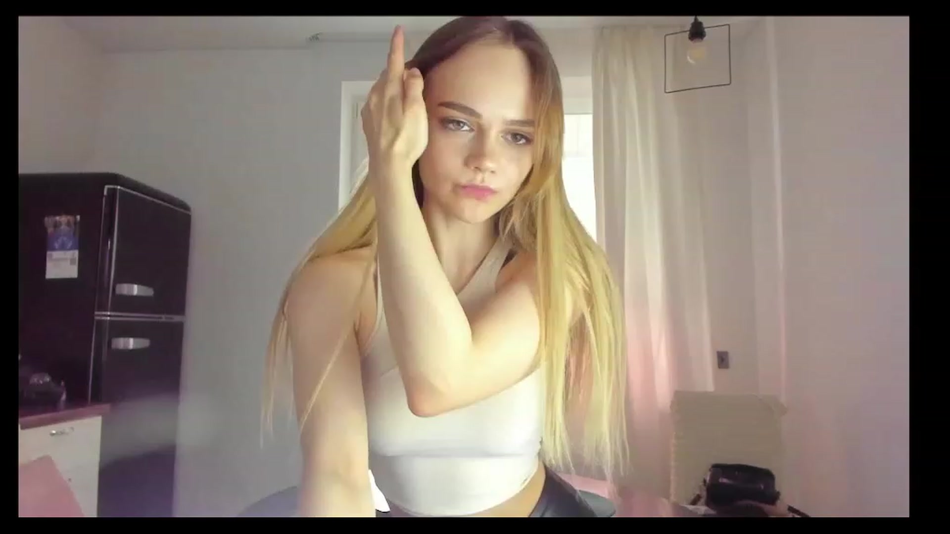 Gallery image thumbnail from SincereSin's myfreecams stream on, 04/05/2023, 14:03 image 12 of 20