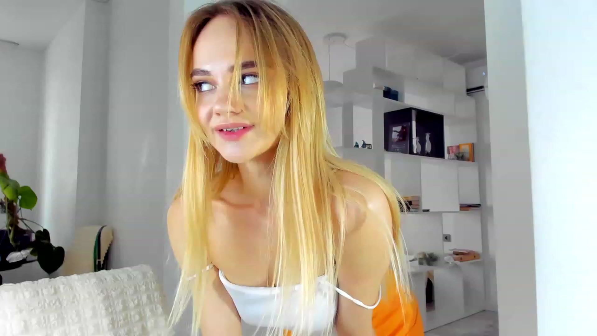 Gallery image thumbnail from SincereSin's myfreecams stream on, 07/12/2023, 16:29 image 1 of 20