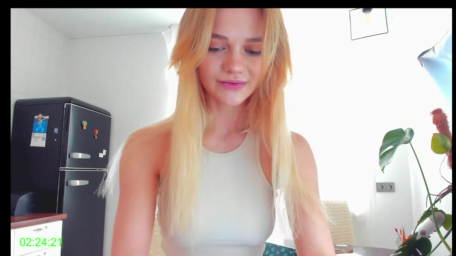 Gallery image thumbnail from SincereSin's myfreecams stream on, 08/04/2023, 14:27 image 8 of 20