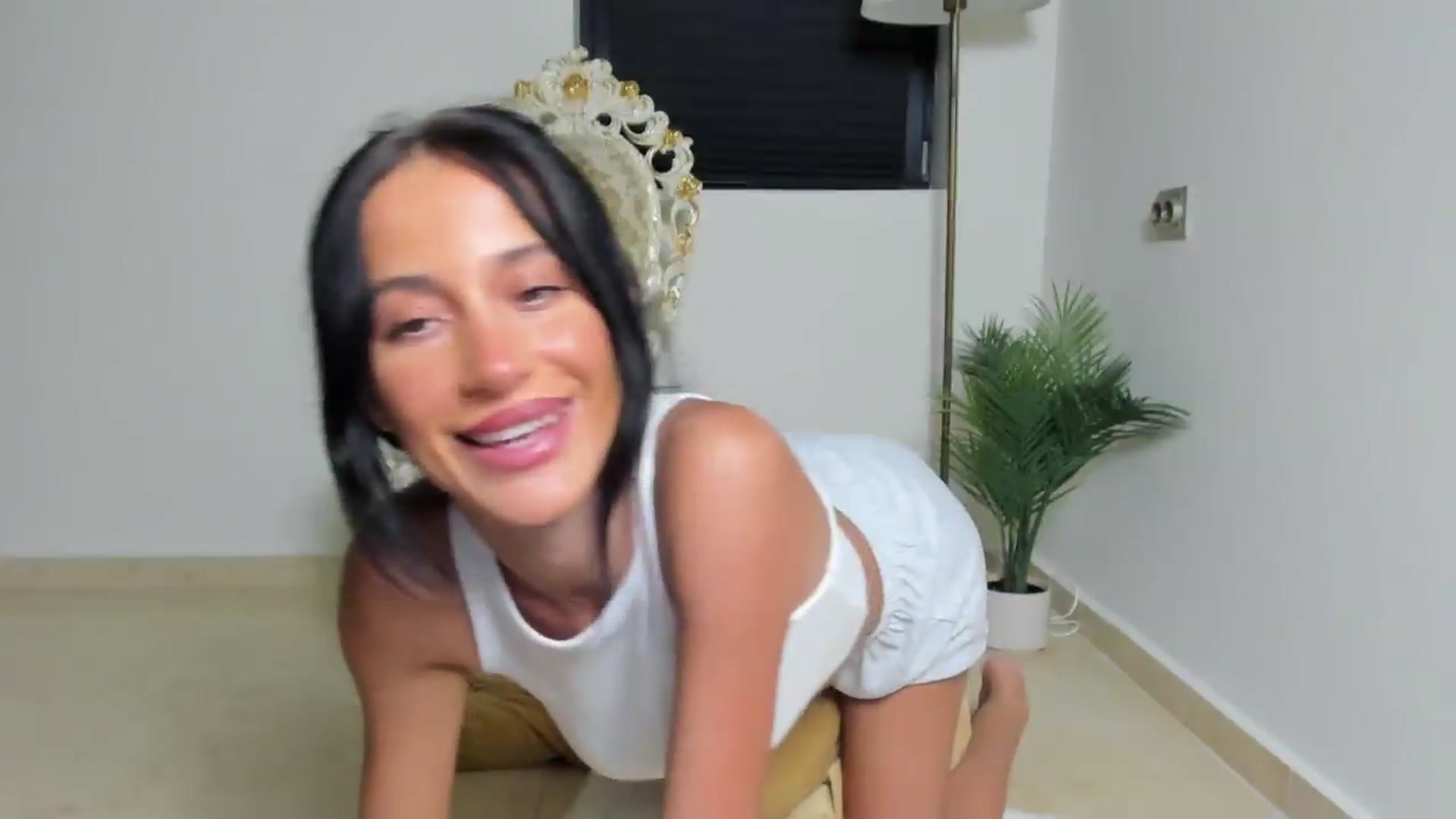 Gallery image thumbnail from SincerelyC's myfreecams stream on, 07/08/2026, 24:58 image 12 of 20