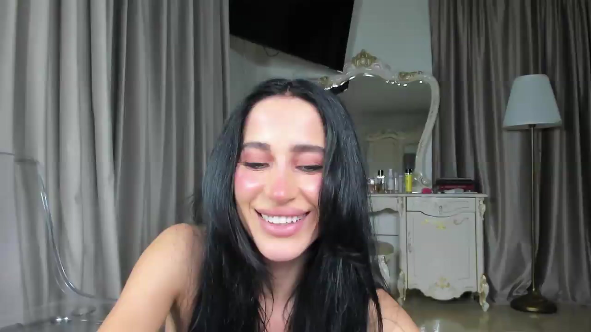 Gallery image thumbnail from SincerelyC's myfreecams stream on, 09/11/2026, 02:35 image 18 of 20