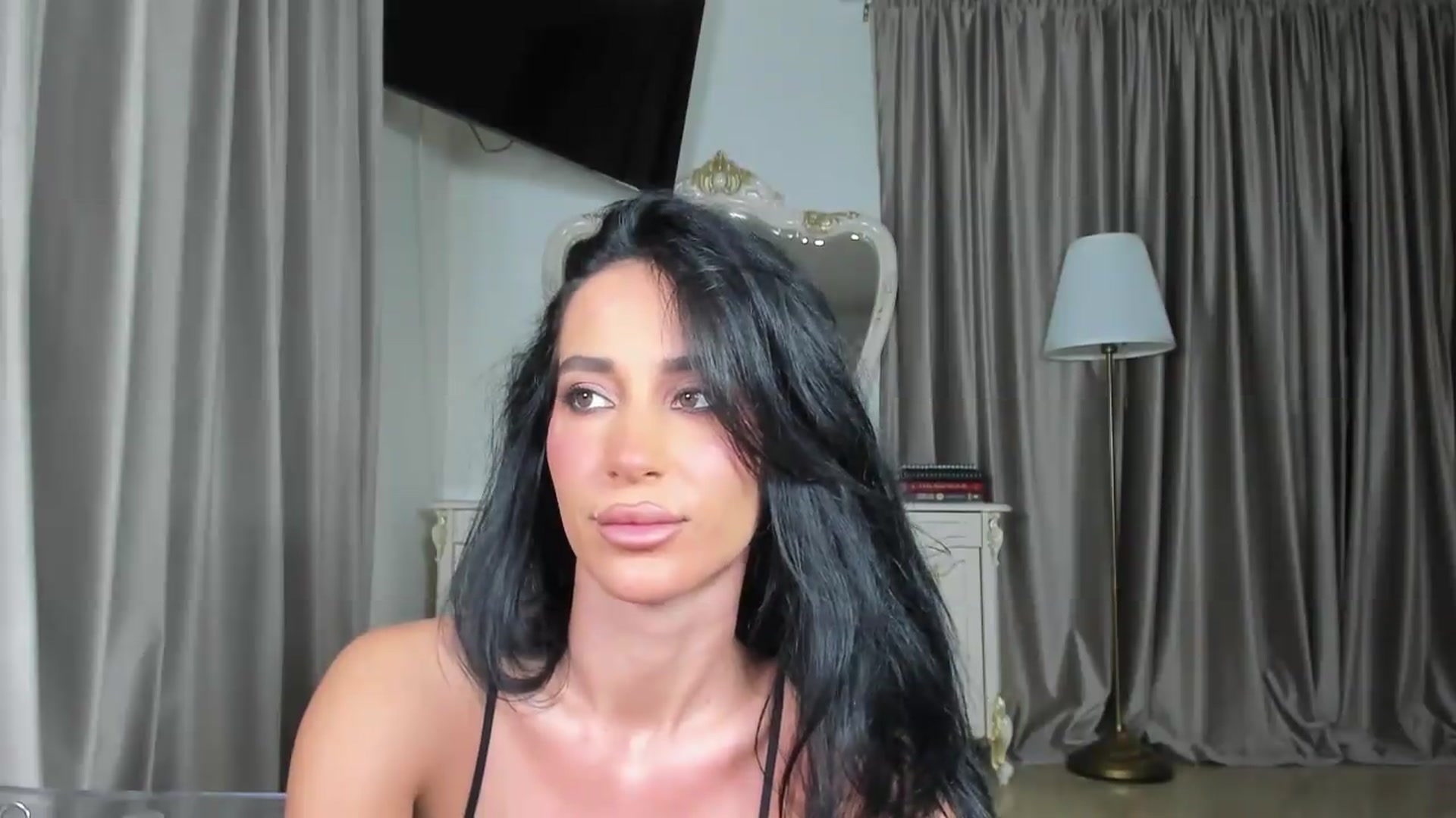 Gallery image thumbnail from SincerelyC's myfreecams stream on, 09/19/2026, 22:23 image 17 of 20