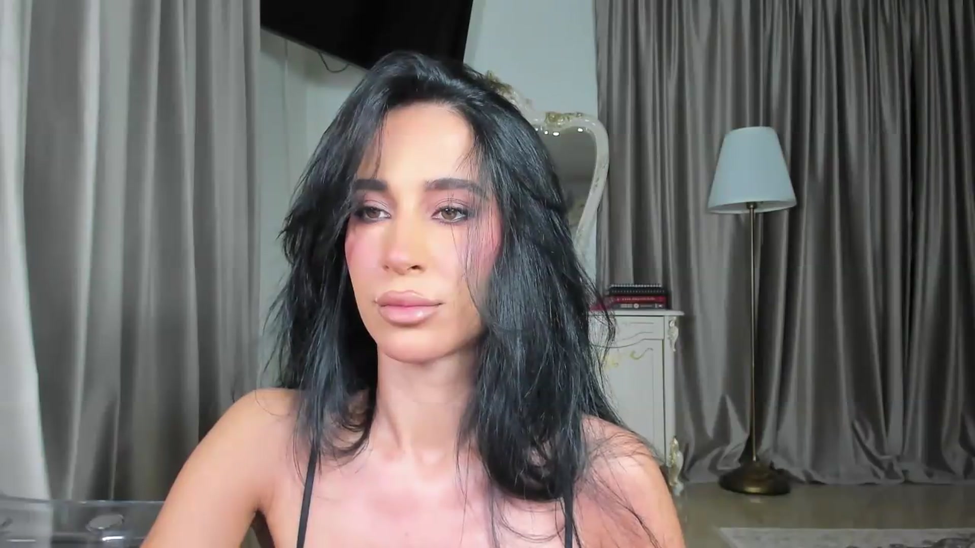 Gallery image thumbnail from SincerelyC's myfreecams stream on, 09/19/2026, 22:23 image 6 of 20